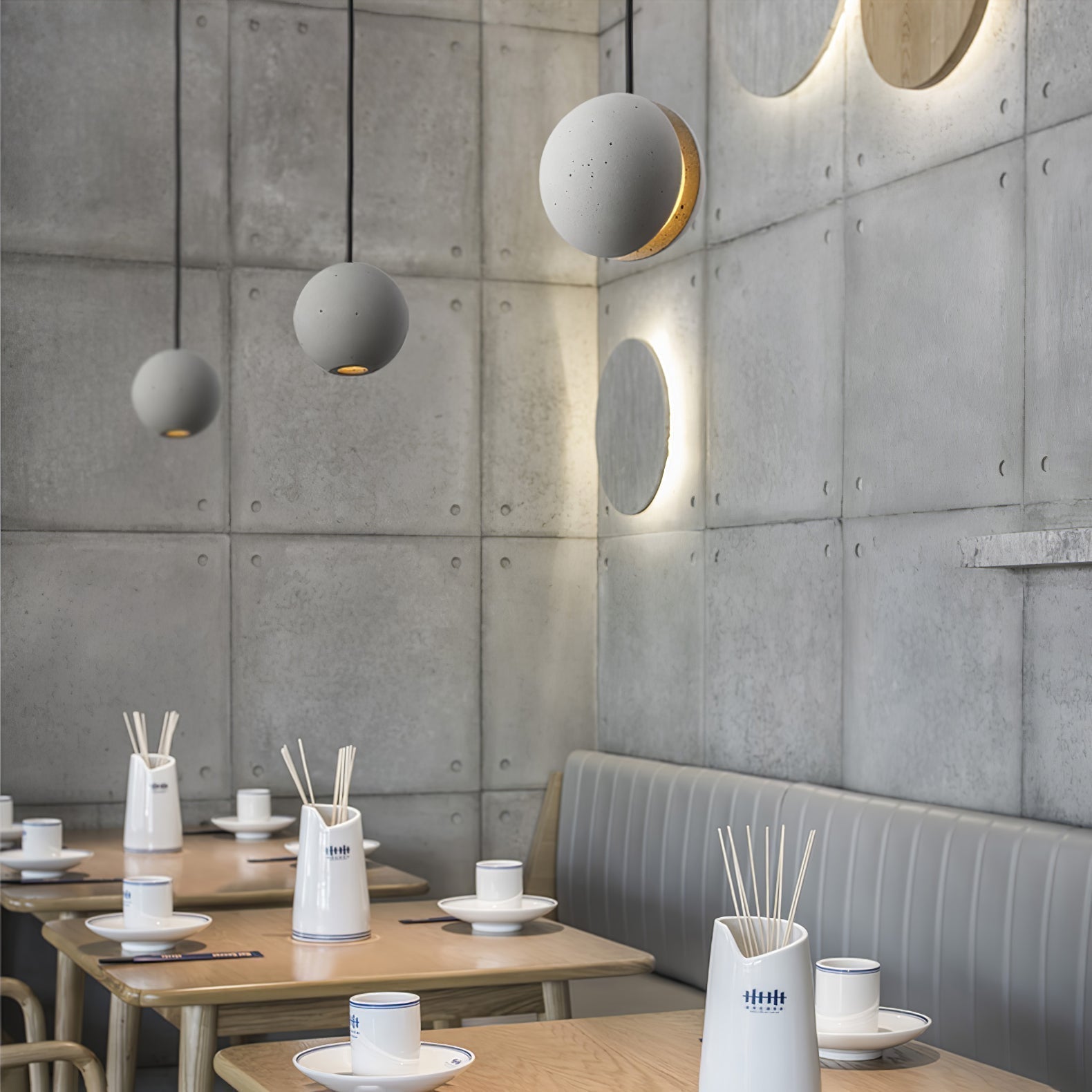 Moon Concrete Pendant Lamp - Blowlighting