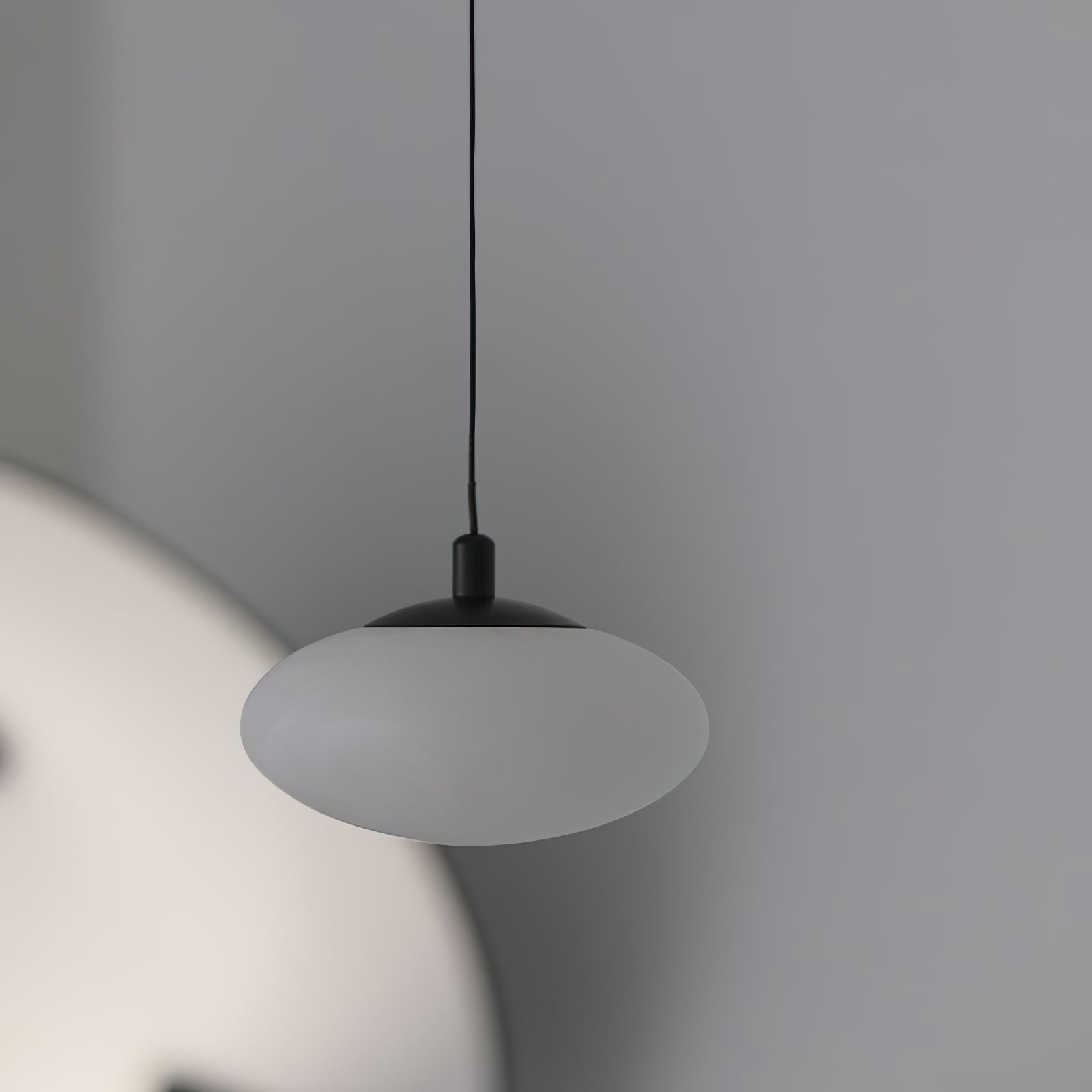 Cuthean Modern Minimalist Brass Alabaster Pendant Lamp - Letslighting