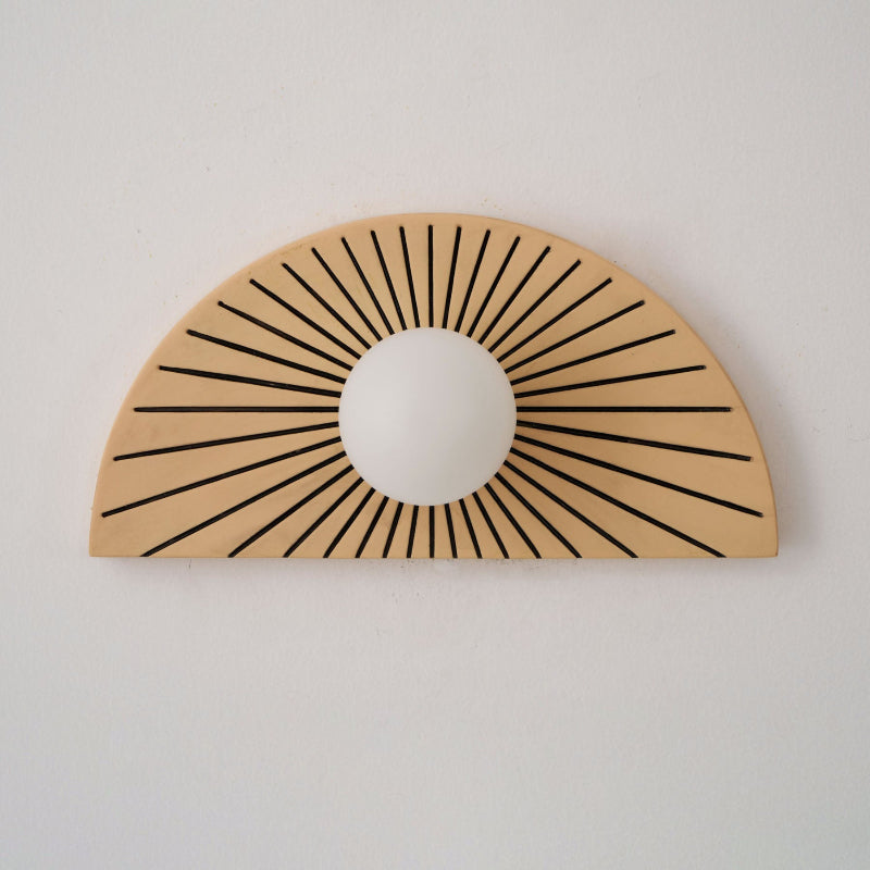 Nytheos Wandleuchte aus Harzglas-Letslighting