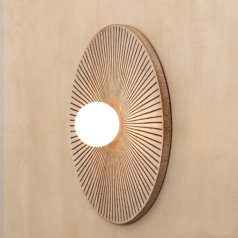 Nytheos Wandleuchte aus Harzglas-Letslighting
