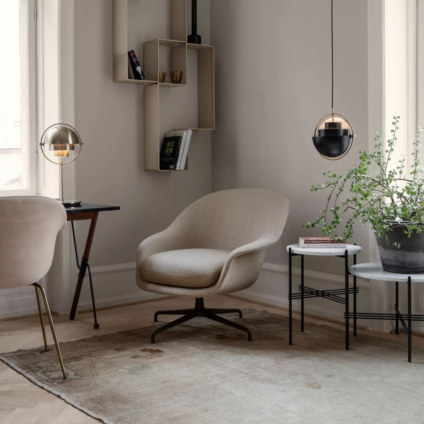 Deformed Ball Pendant Light - Blowlighting