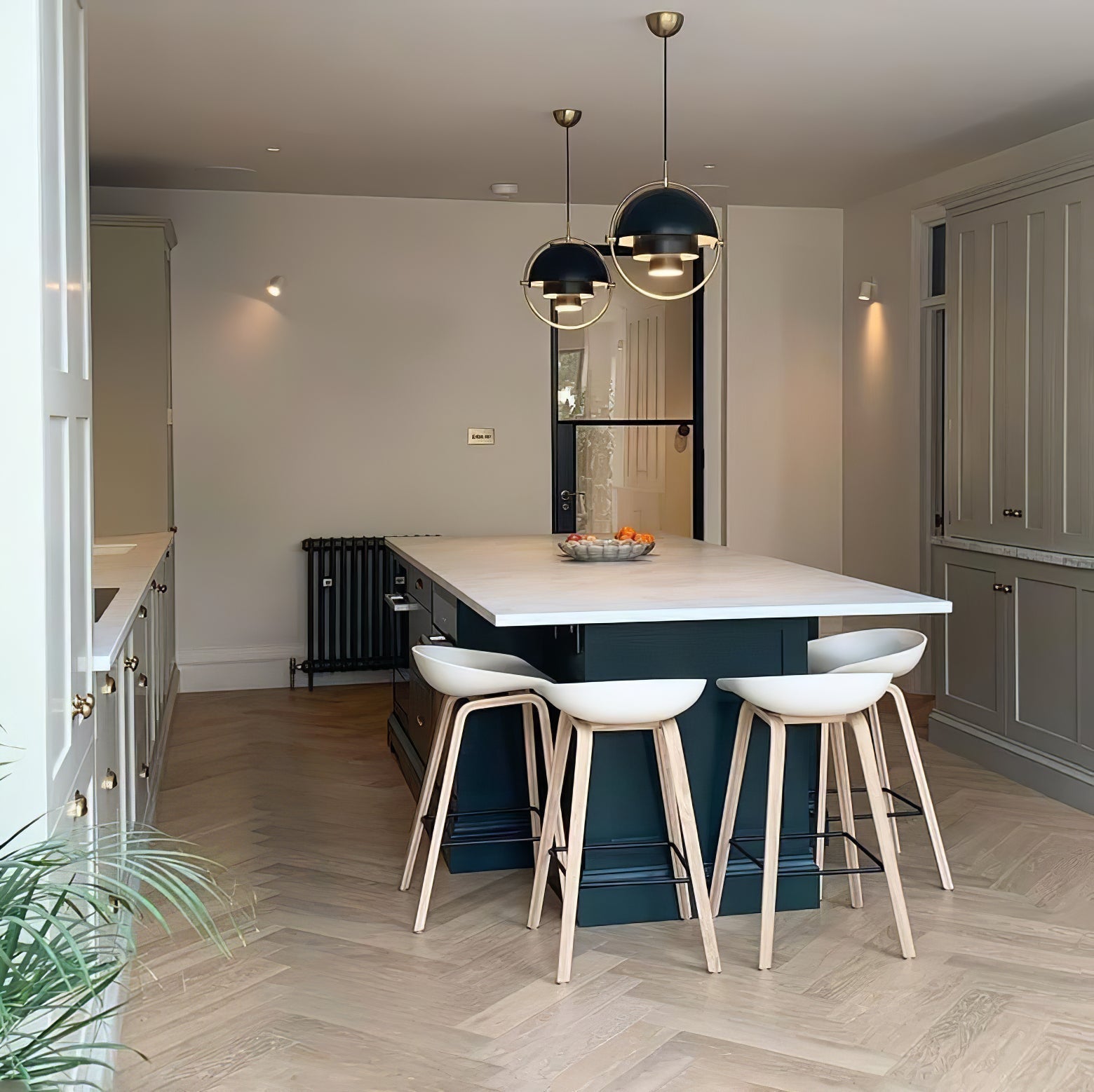 Deformed Ball Pendant Light - Blowlighting