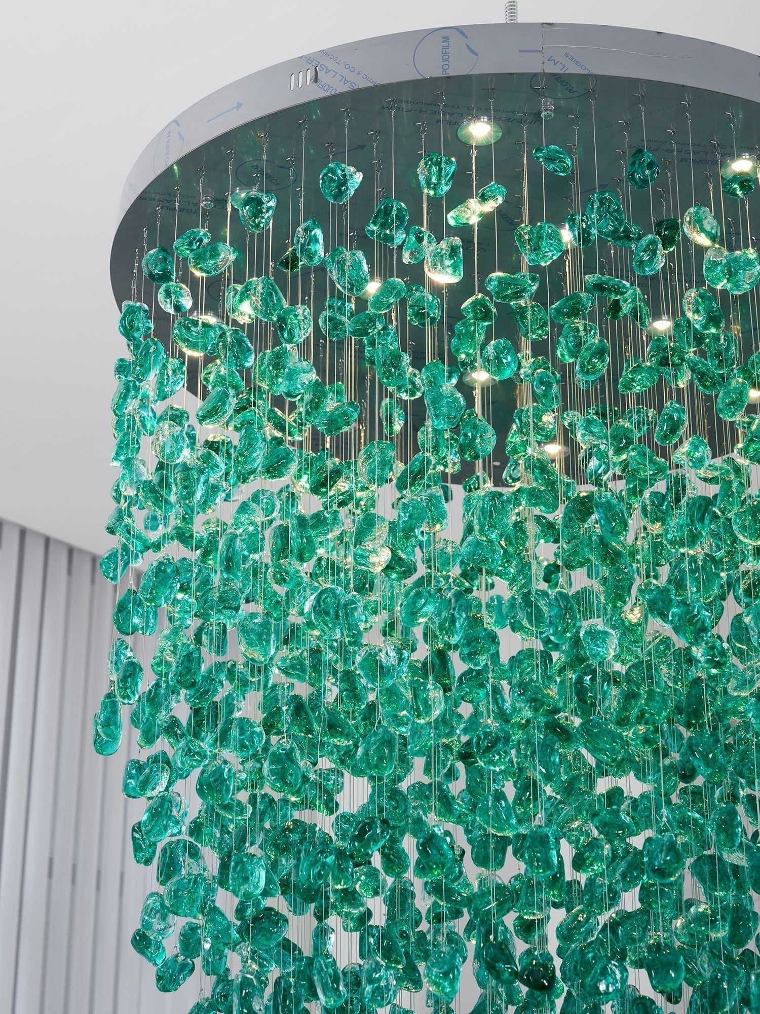 Veshaa Postmoderner Luxus-Kronleuchter aus Stein und Kristall-Letslighting