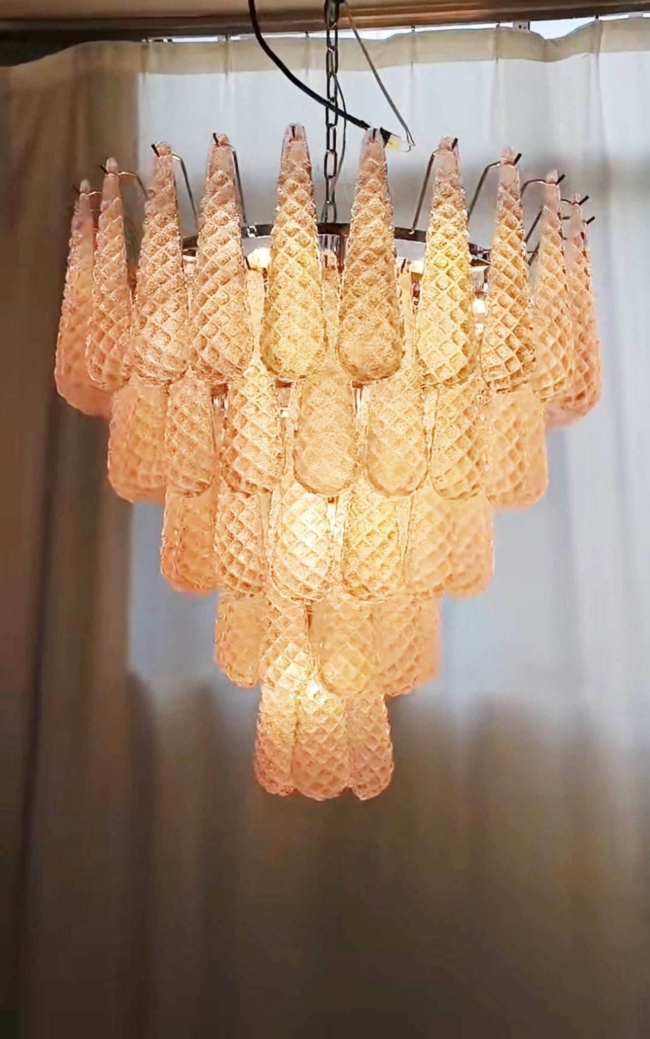 Aurora Chandelier Pink Droplet Murano Glass Diamond Pattern Waterfall - Neutralighting