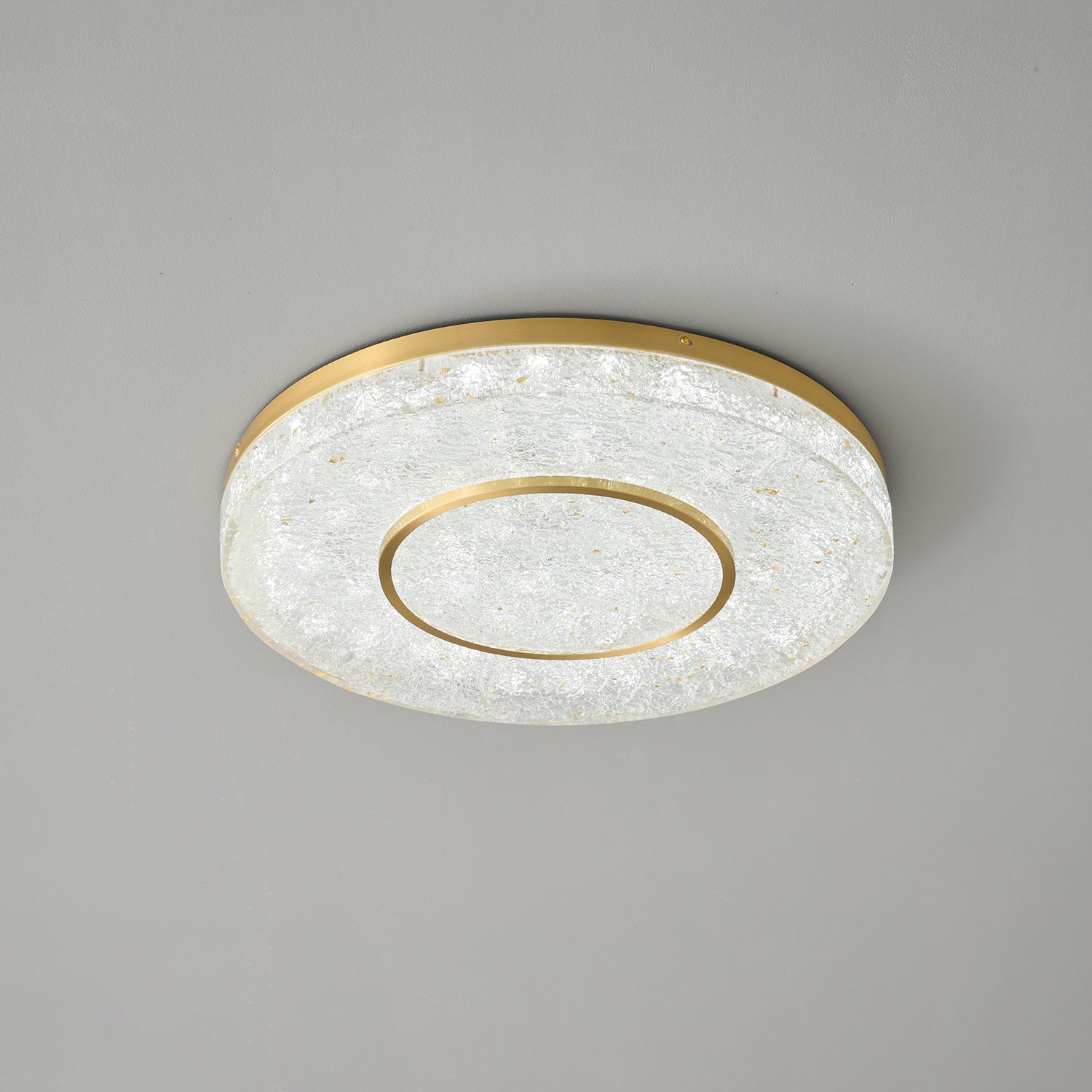 Lustra Deckenleuchte Mysterious Circle Messingharz-Letslighting