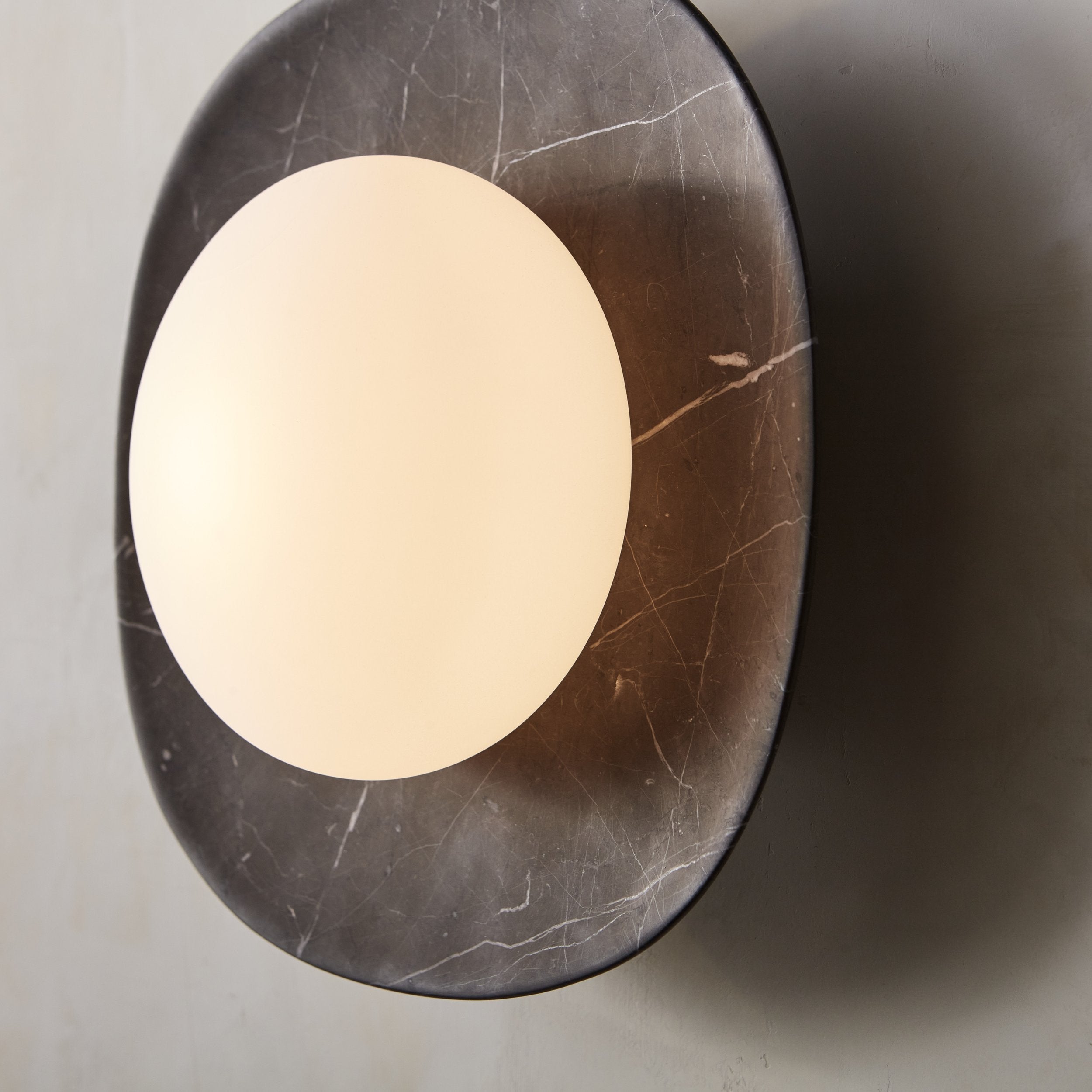Cinoreth Marmor Glas Wandleuchte-Letslighting