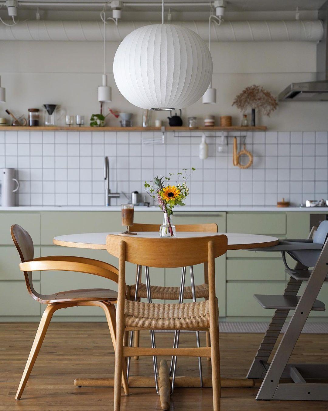 Alvaris Weiße Moderne Pendelleuchte-Letslighting