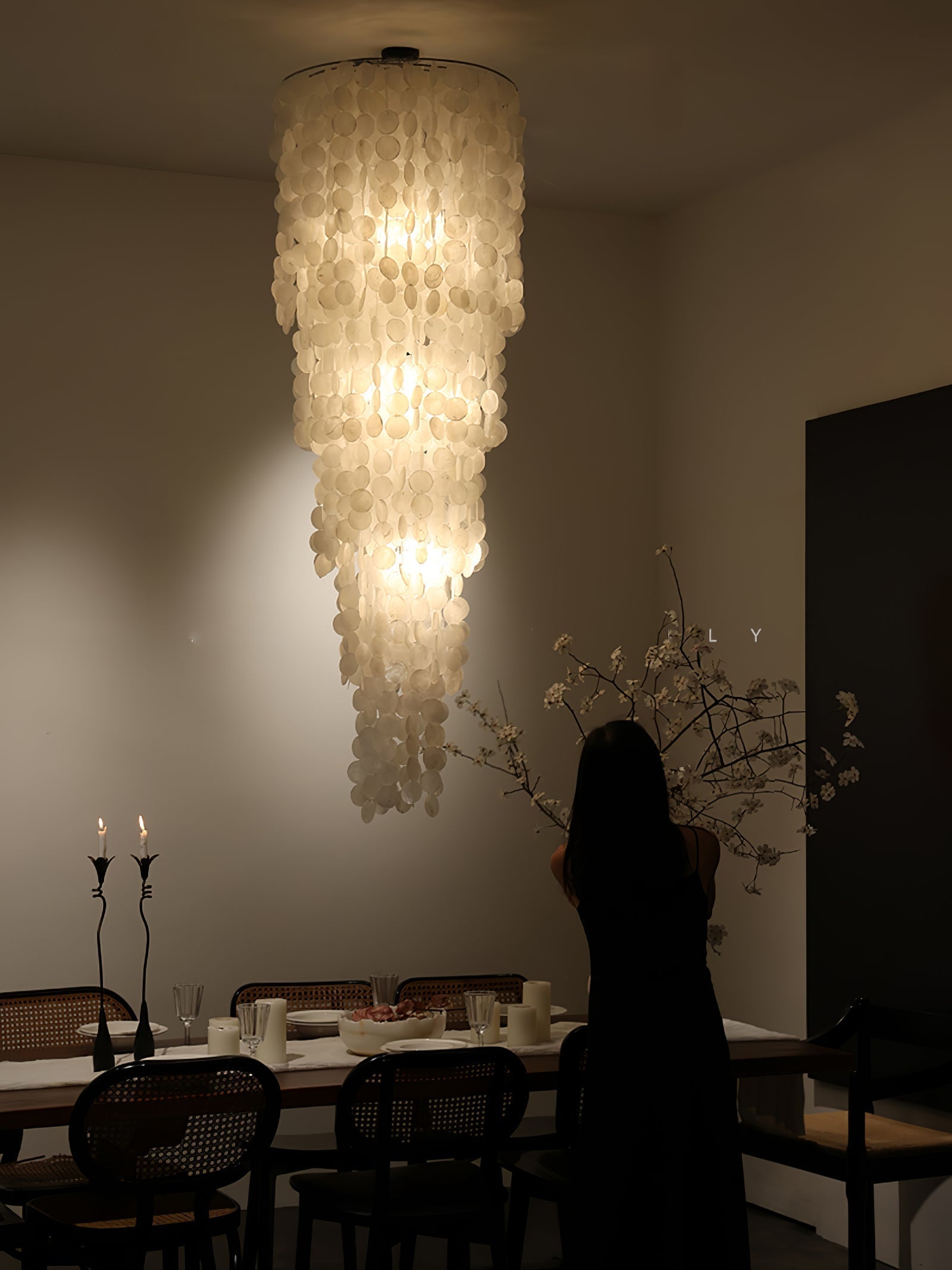 Eloryra Kaskadierender Glas-Kronleuchter-Letslighting