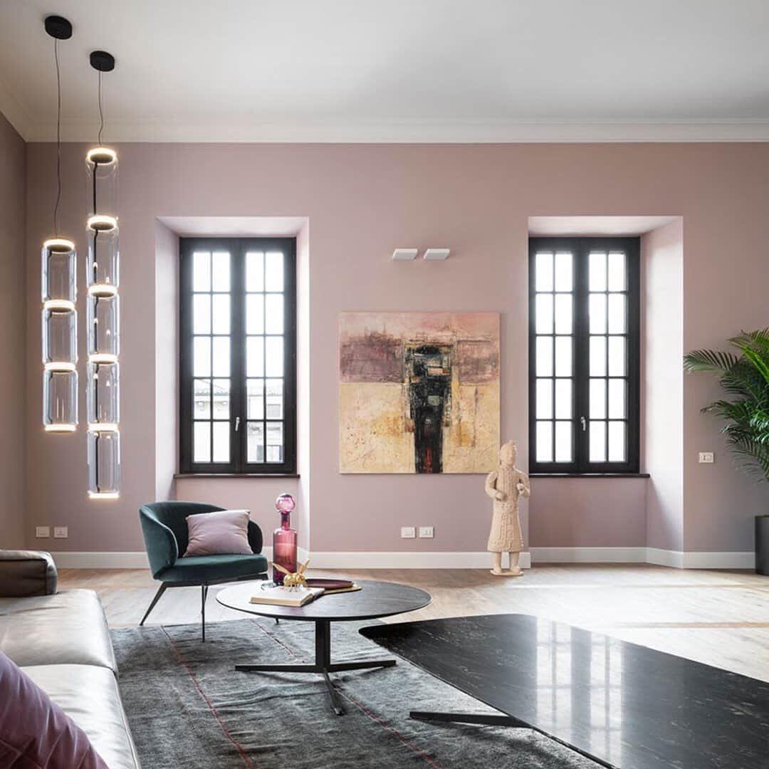 Cylindrical LED Pendant Light - Blowlighting