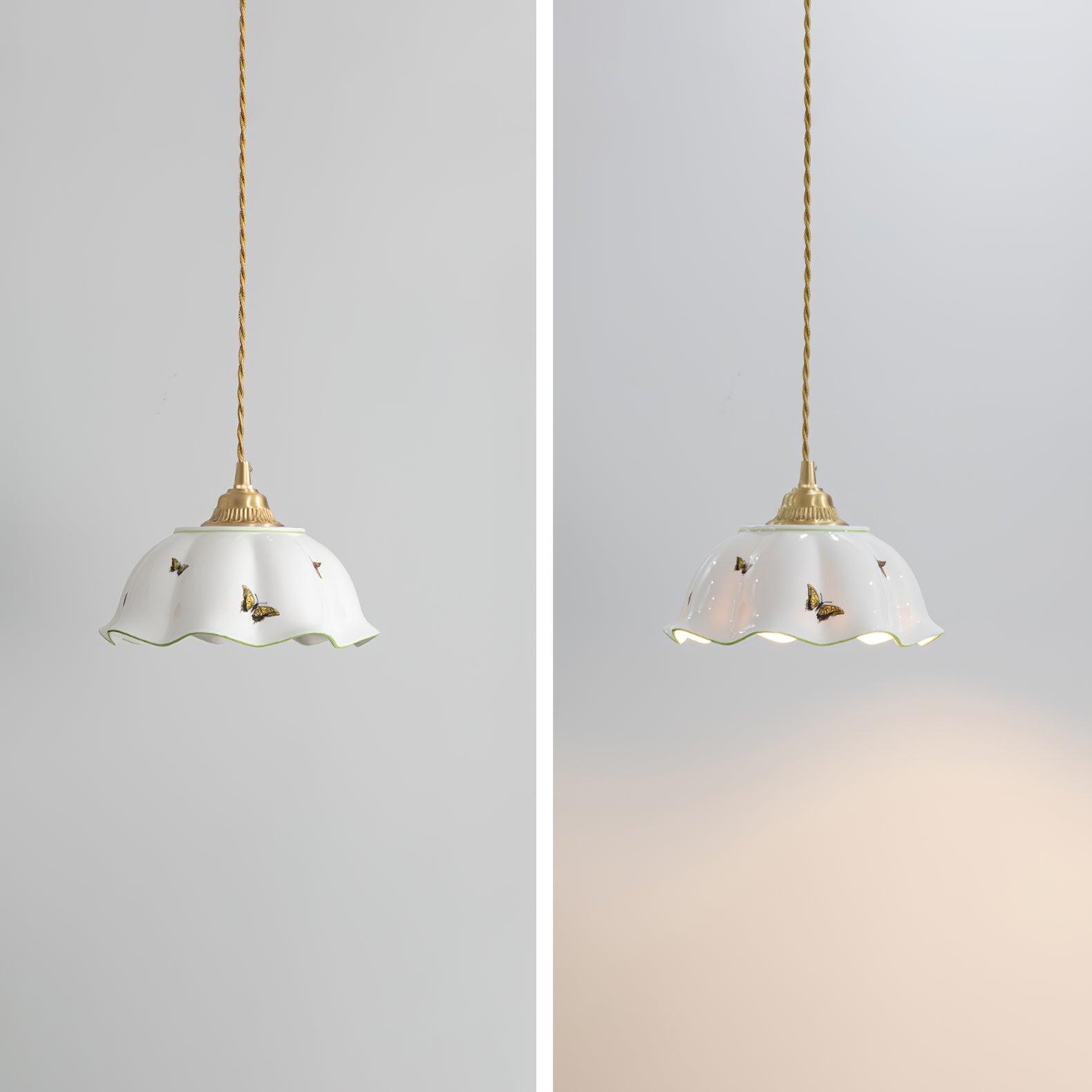 Pendelleuchte Keramik Blütenschirm Schmetterlinge Vintage-Letslighting