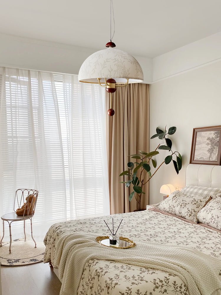 Varaeia Traditionelle Pendelleuchte aus Stoff und Holz-Letslighting