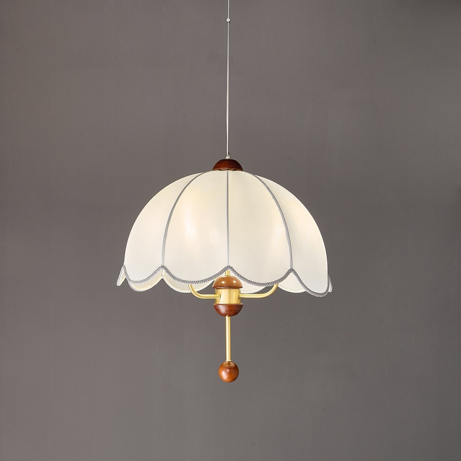 Varaeia Traditionelle Pendelleuchte aus Stoff und Holz-Letslighting