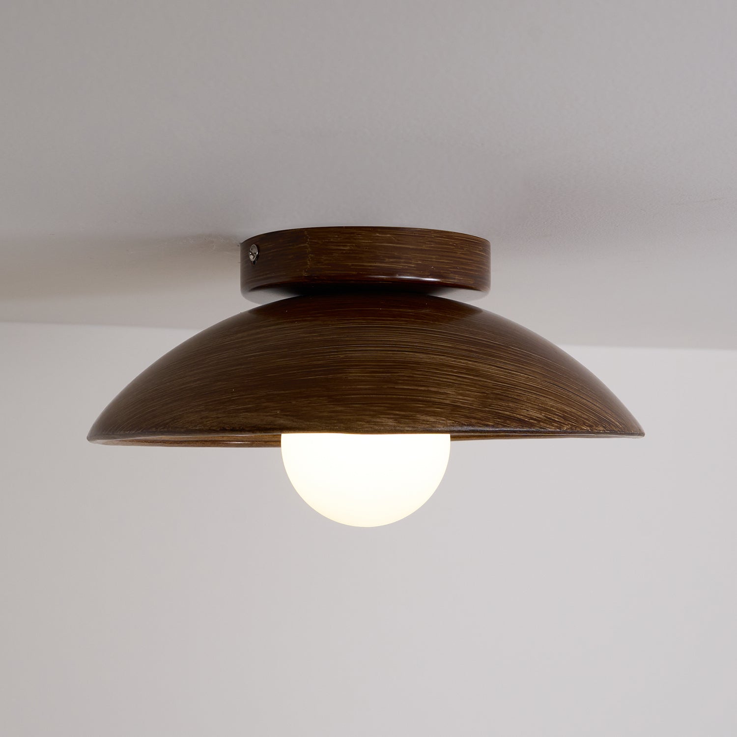 Orvian Holz Aufbaumontierte Deckenleuchte mit Rundem Globus-Letslighting