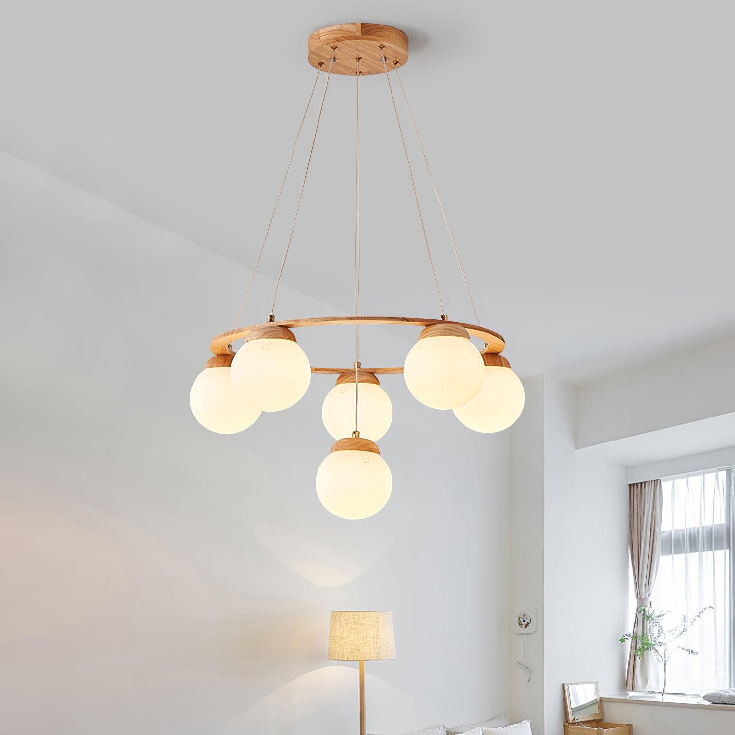Lustra Kronleuchter Holzring Opalglaskugeln-Letslighting