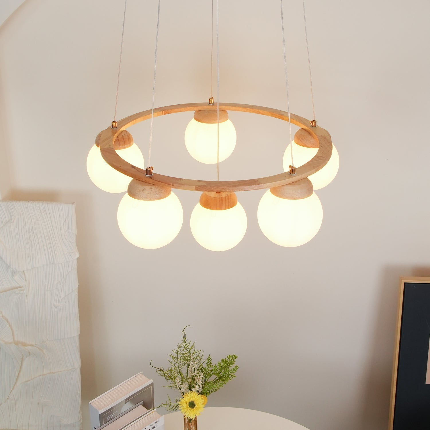 Lustra Kronleuchter Holzring Opalglaskugeln-Letslighting