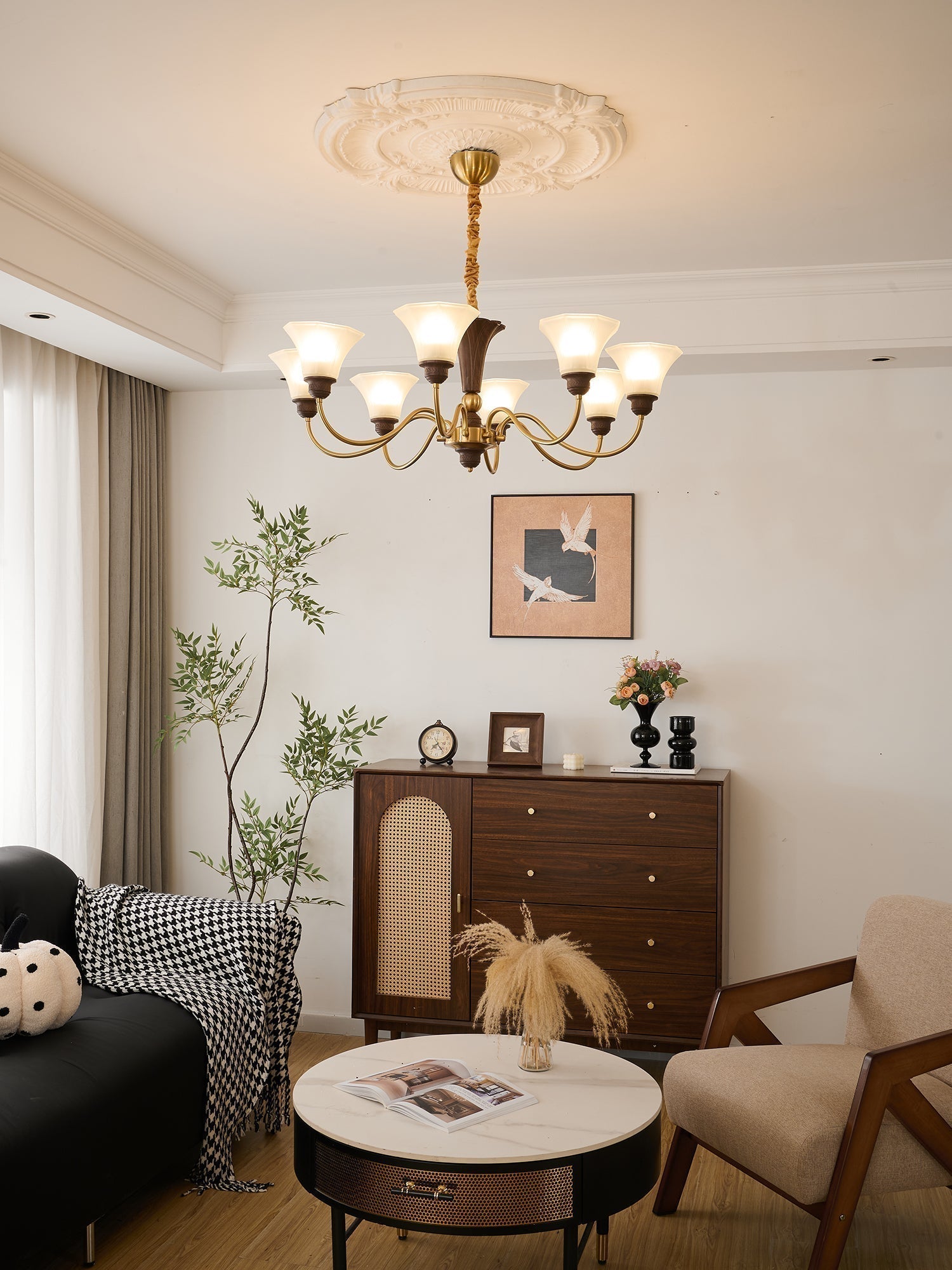 Ciphaen Vintage Kronleuchter aus Holz und Glas-Letslighting