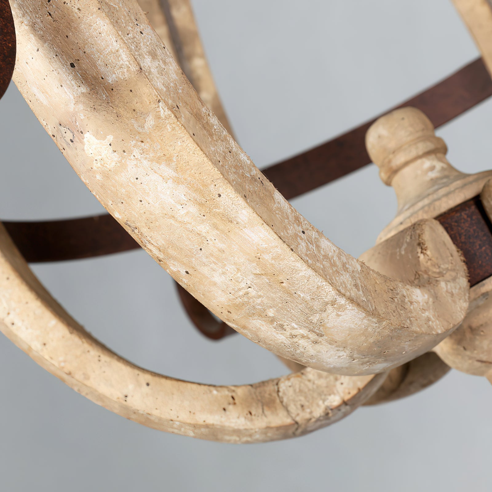 Cumaryra Traditioneller handgeschnitzter Holz-Kronleuchter-Letslighting