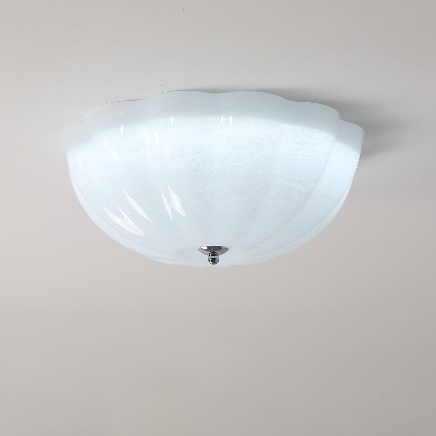 Uphaara Moderne Minimalistische Deckenleuchte aus Opalglas-Letslighting