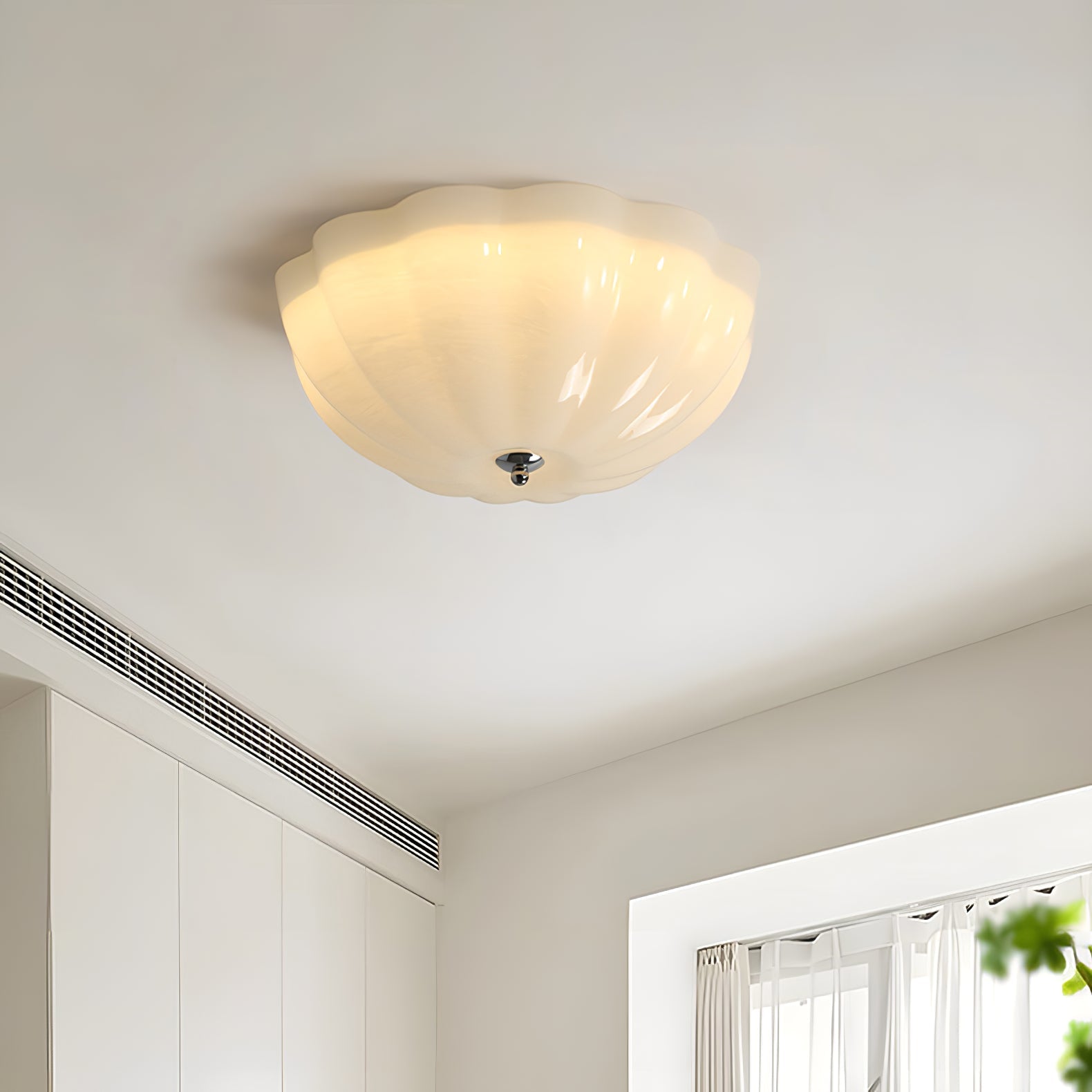 Uphaara Moderne Minimalistische Deckenleuchte aus Opalglas-Letslighting
