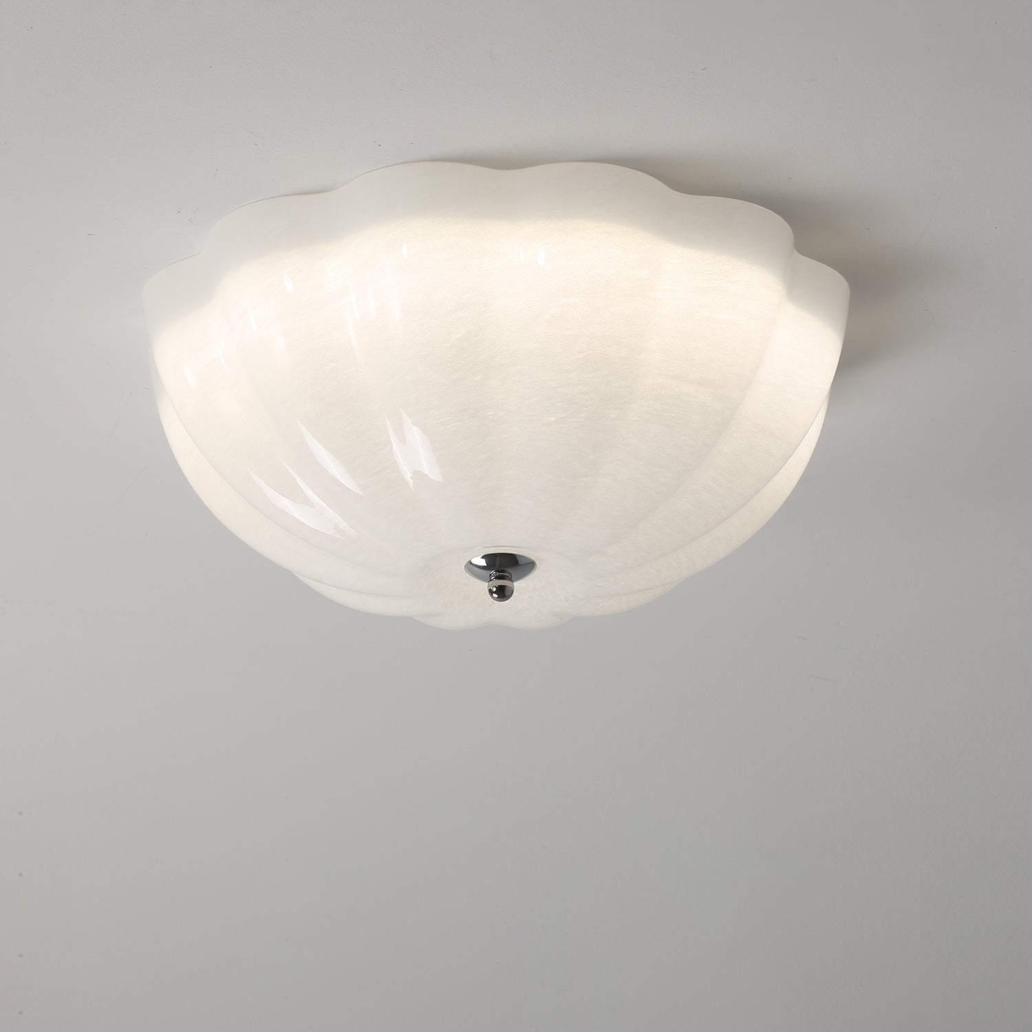 Uphaara Moderne Minimalistische Deckenleuchte aus Opalglas-Letslighting
