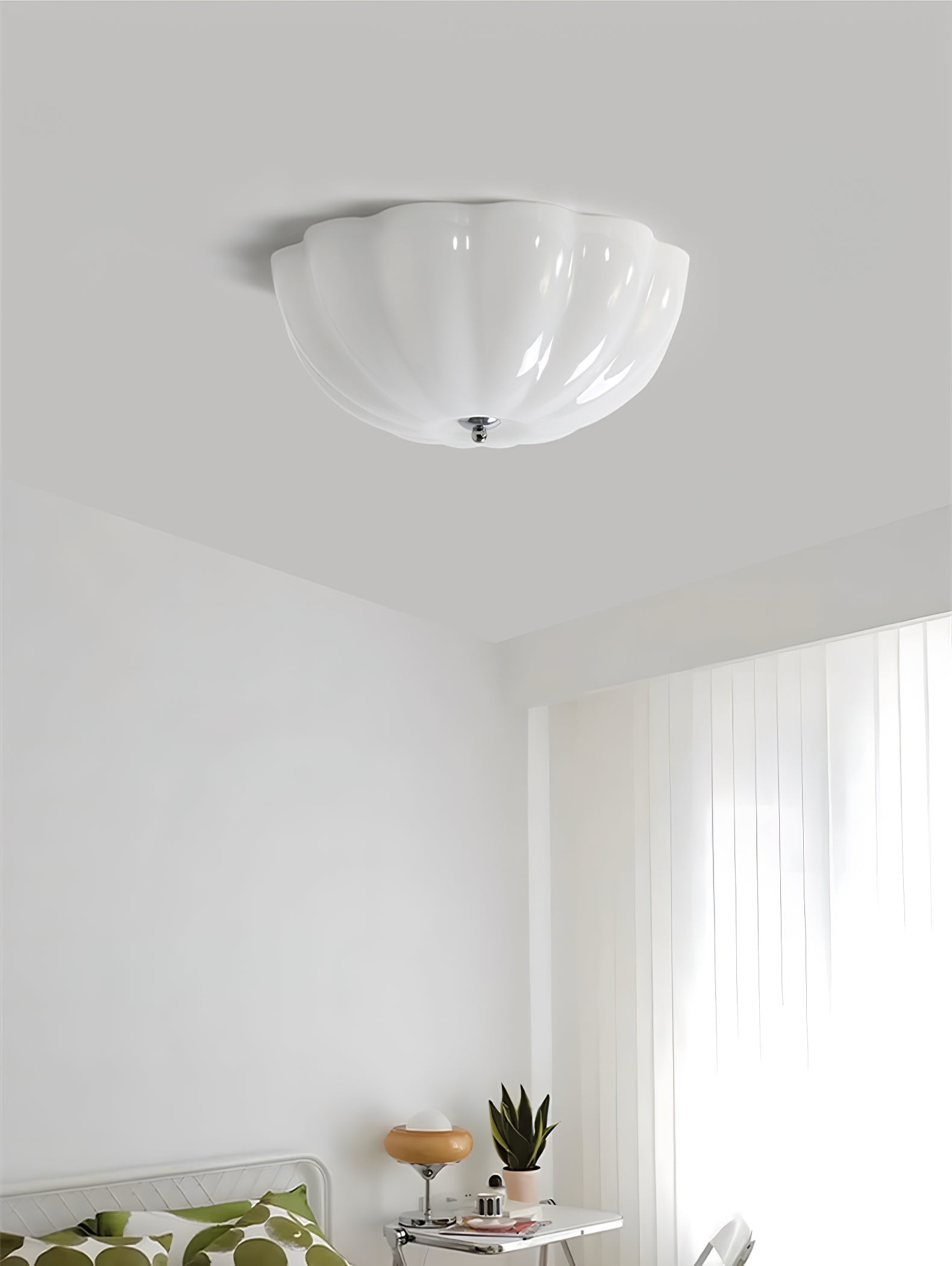 Uphaara Moderne Minimalistische Deckenleuchte aus Opalglas-Letslighting