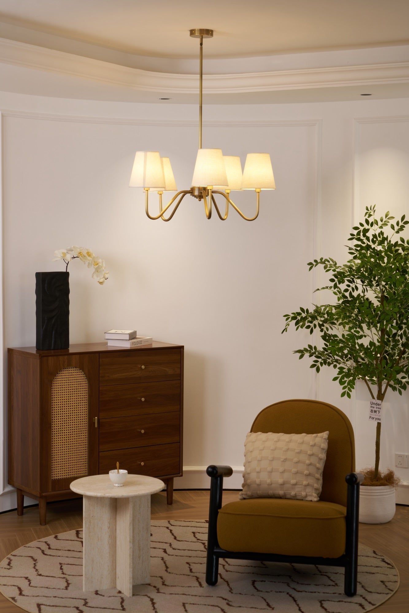 Viraean Vintage Kronleuchter aus Messing mit Stoffbezug-Letslighting
