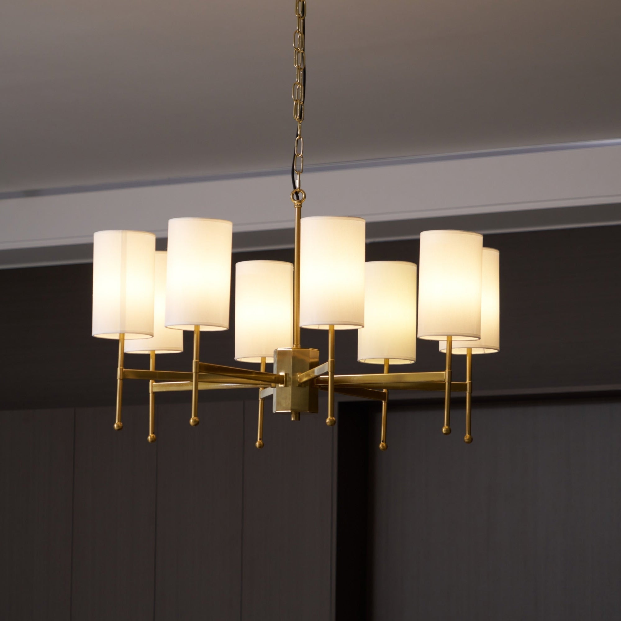 Ulcarisra Vintage Kronleuchter aus Messing mit Stoffbezug-Letslighting