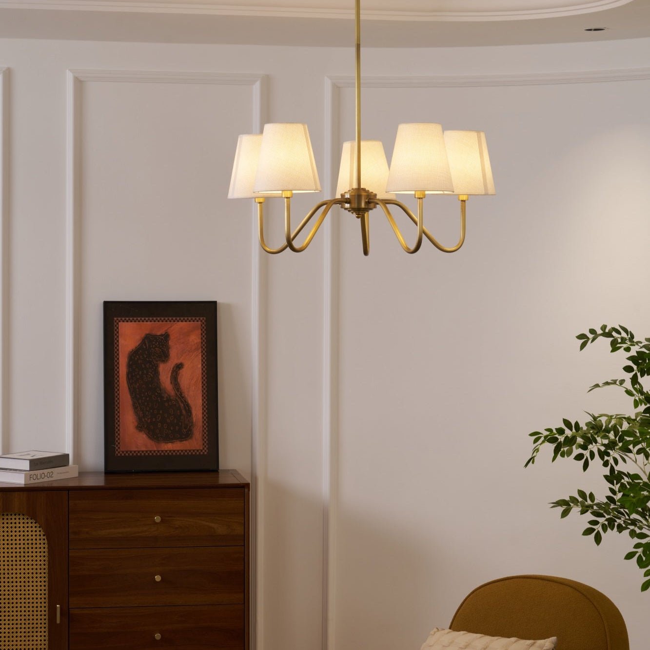 Viraean Vintage Kronleuchter aus Messing mit Stoffbezug-Letslighting