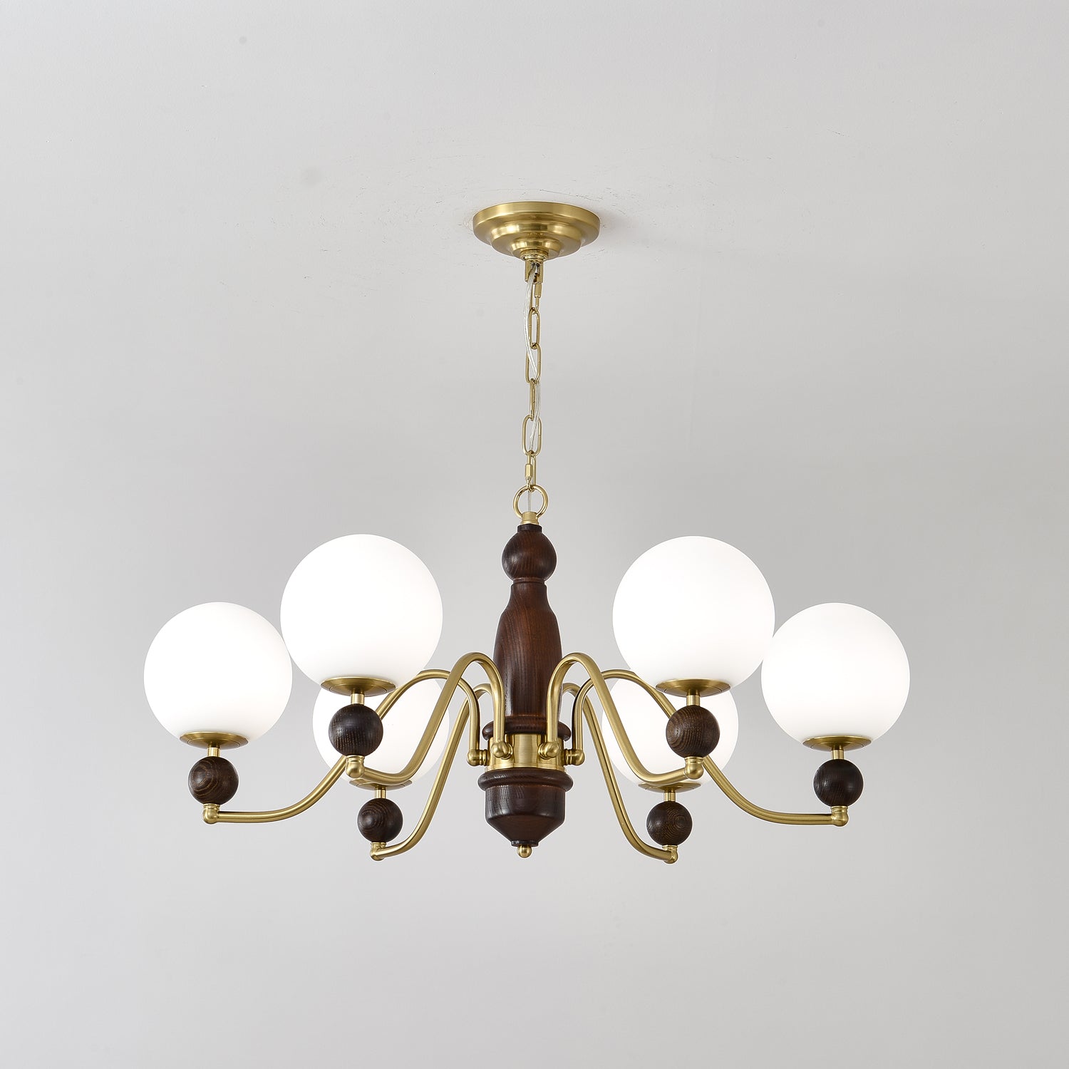 Lustra Kronleuchter Holz Messing Globus-Letslighting