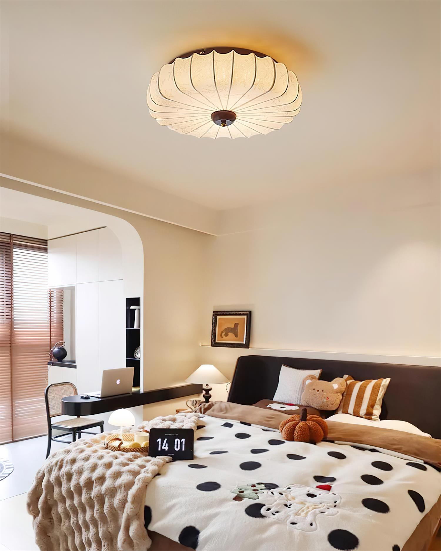 Deckenleuchte Stoff Schirm Gefeilt Lotus Form Holz Baldachin-Letslighting
