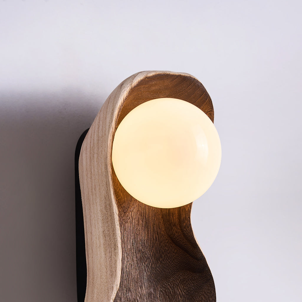 Ivaren Deckenleuchte aus Holz und Glas-Letslighting