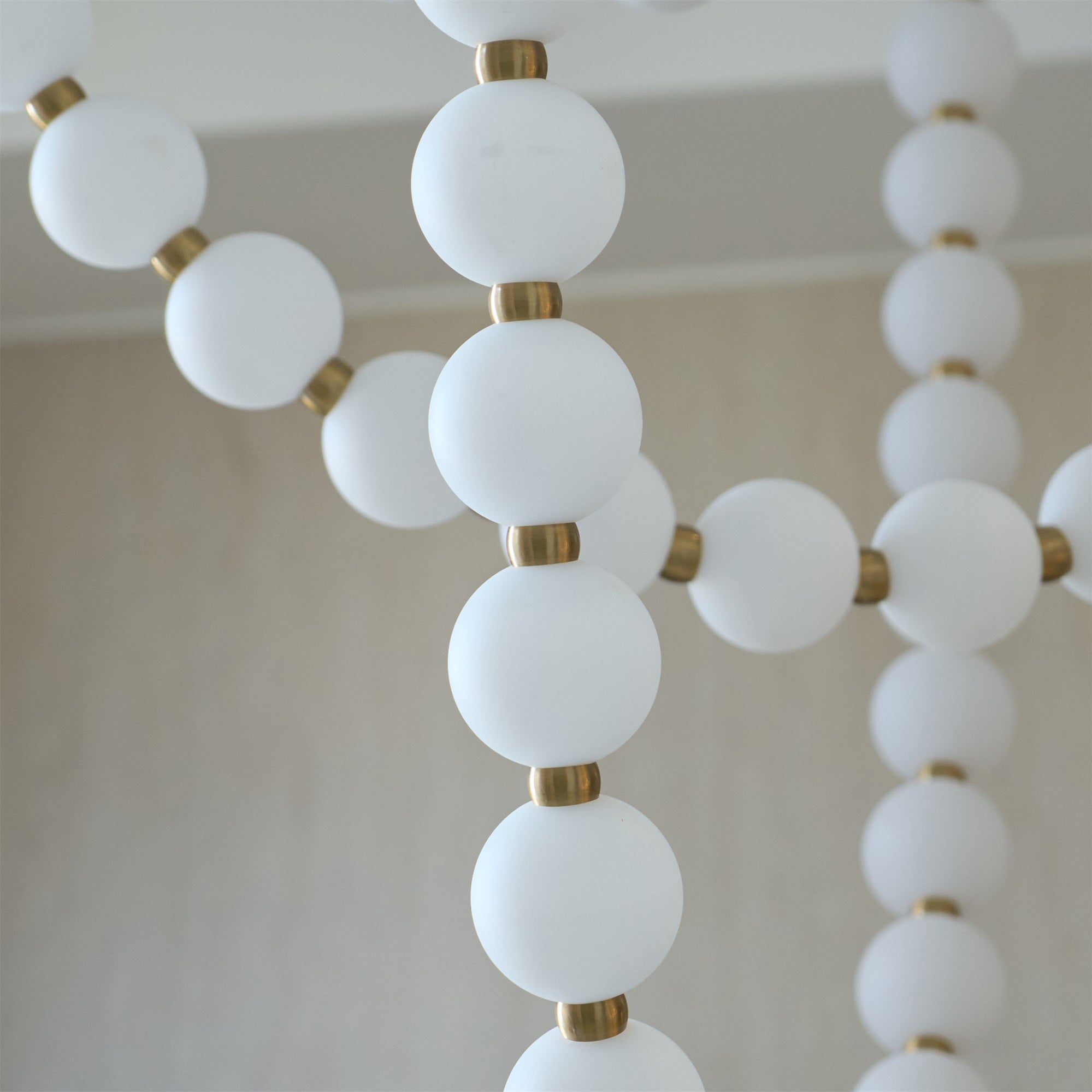 Icarara Glas Modern Perlenkette Kronleuchter-Letslighting