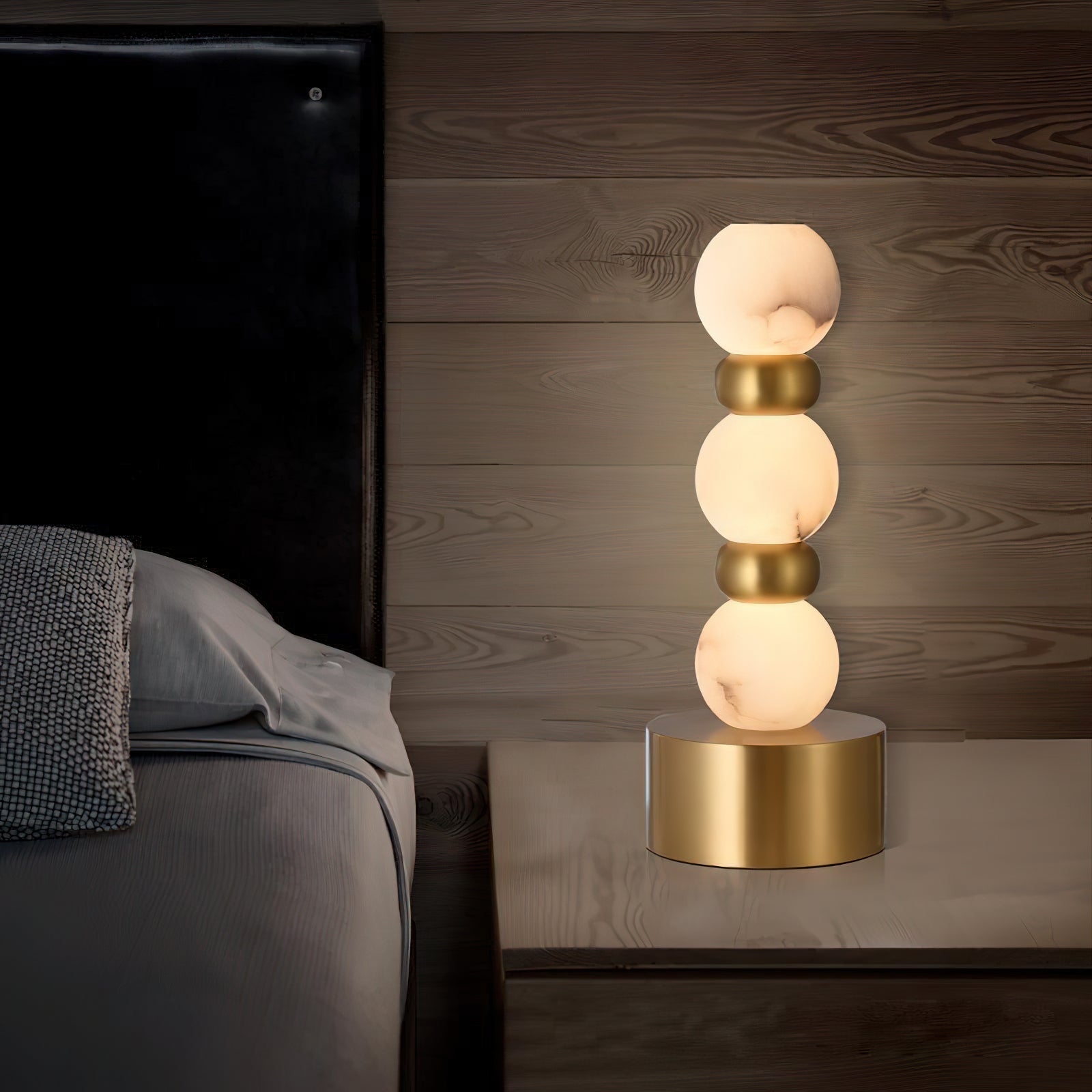 Pearl Xyx Table Lamp - Letslighting