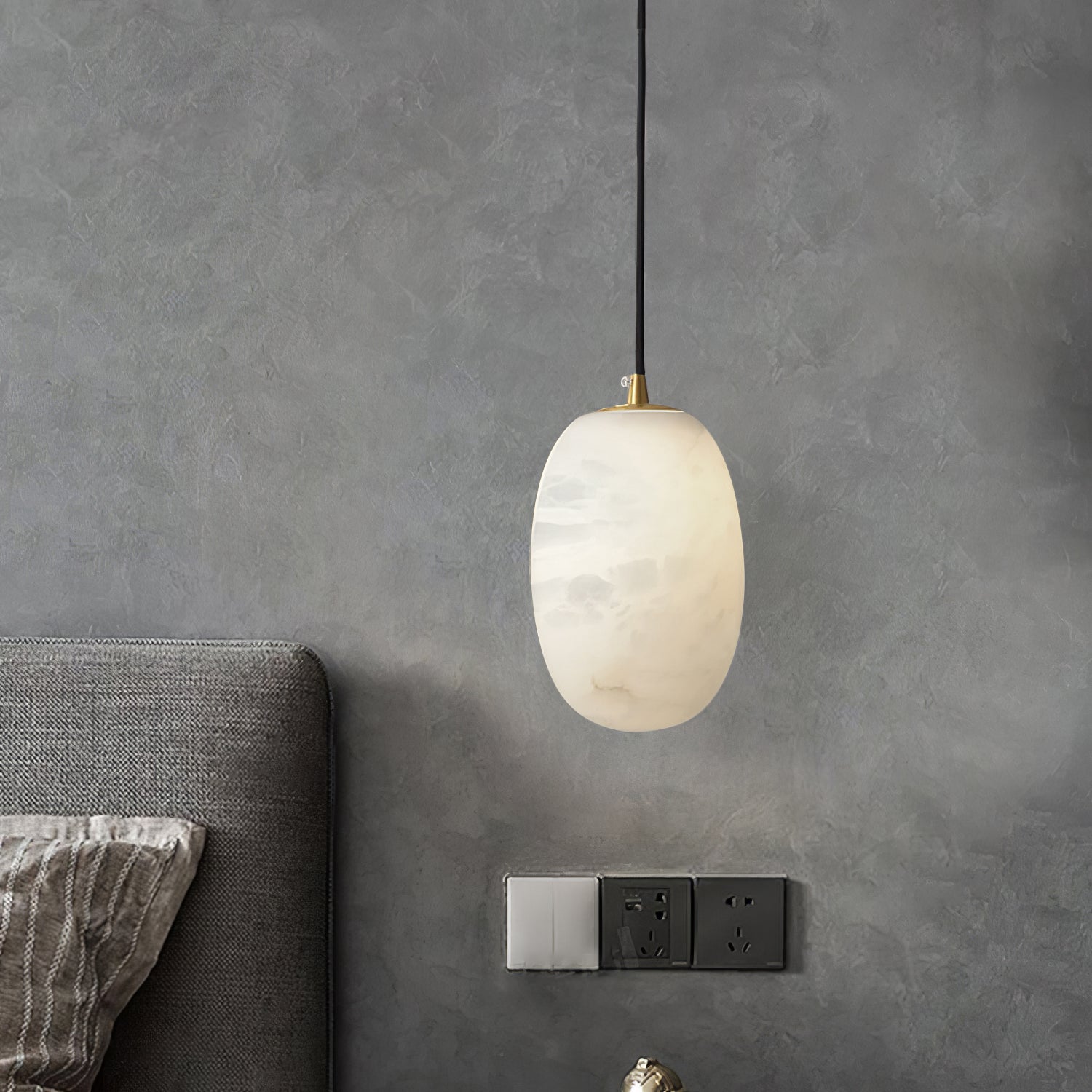 Vevelila Alabaster Pendant Light - Neutralighting