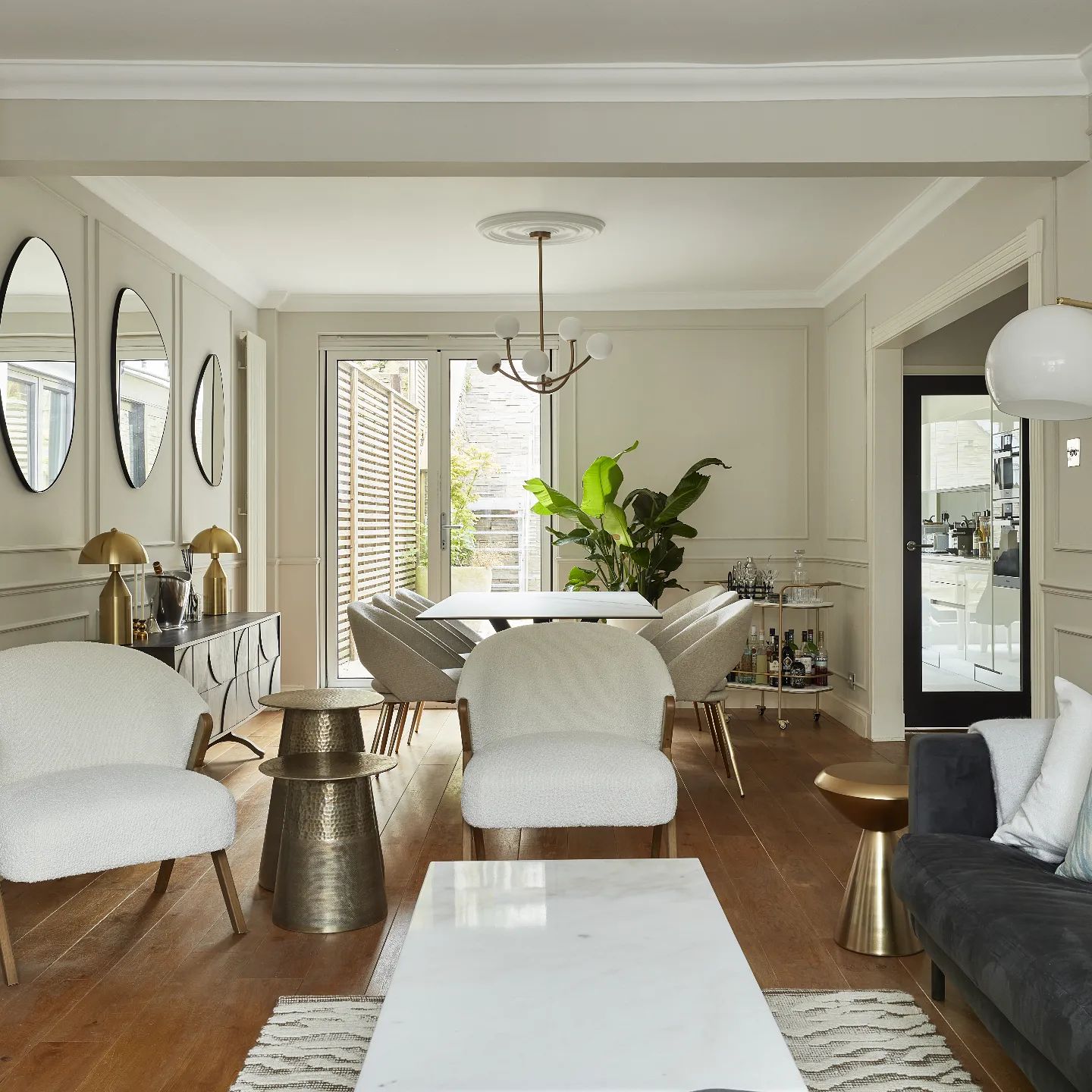 Ilvelia Modern Minimalist Brass Glass Chandelier - Letslighting