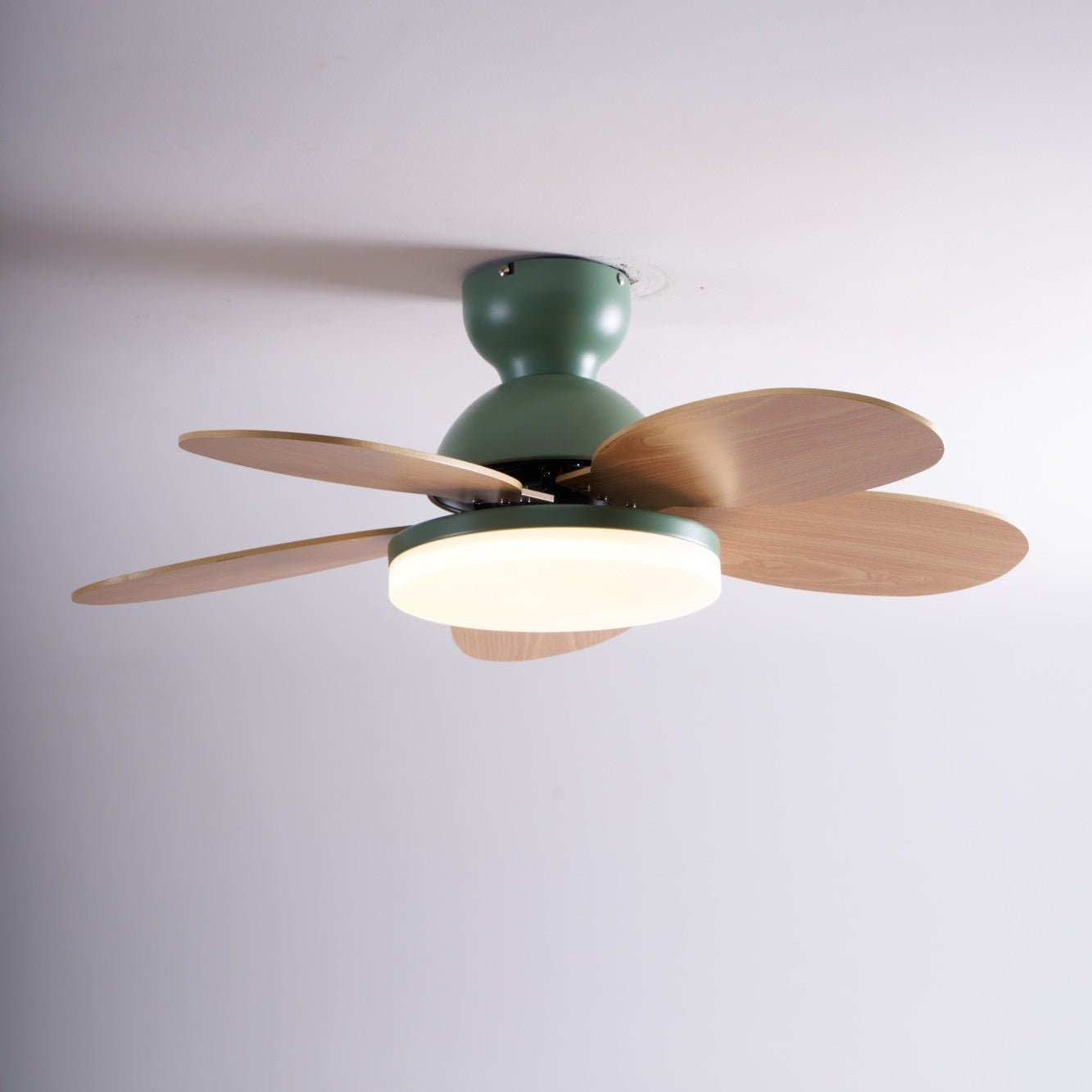 Liora Deckenventilator mit Beleuchtung für Kinderzimmer, geeignet für den Innenbereich