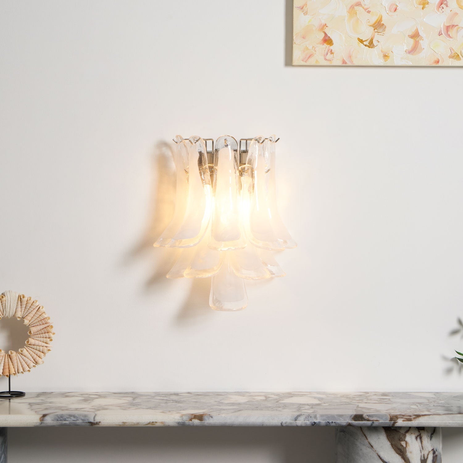 Aurora Wall Light Petal Shaped Glass Vintage Artistic - Neutralighting