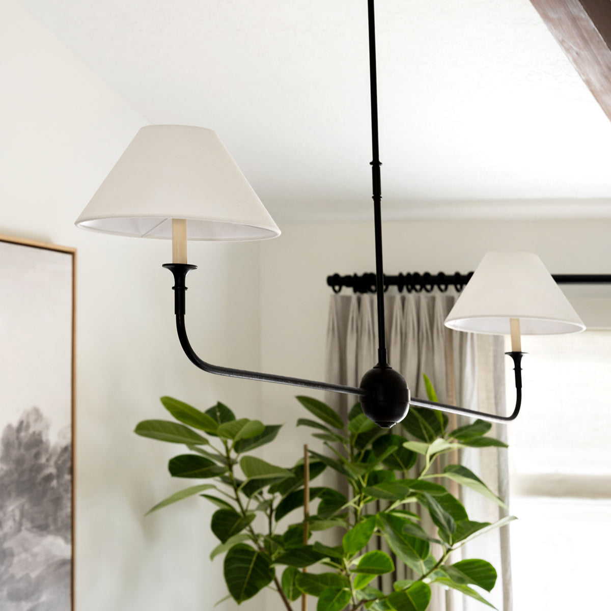 Norli Moderner linearer LED-Kronleuchter aus Metall