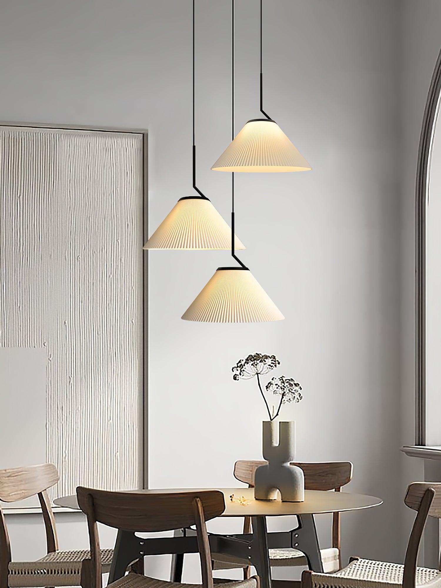 Zoravine Pleierte Stoff-Anhängerlampe-Letslighting