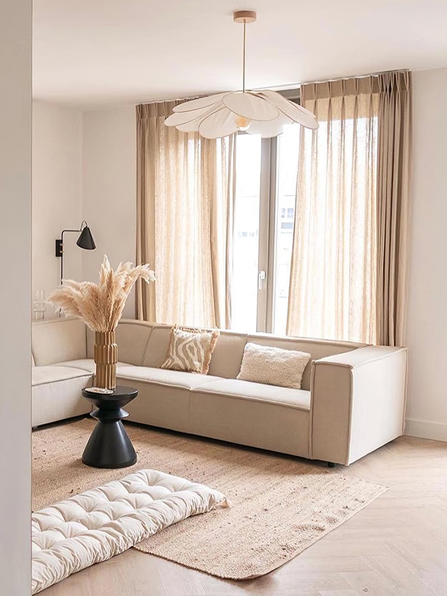 Precieuse Petals Pendant Lamp - Blowlighting