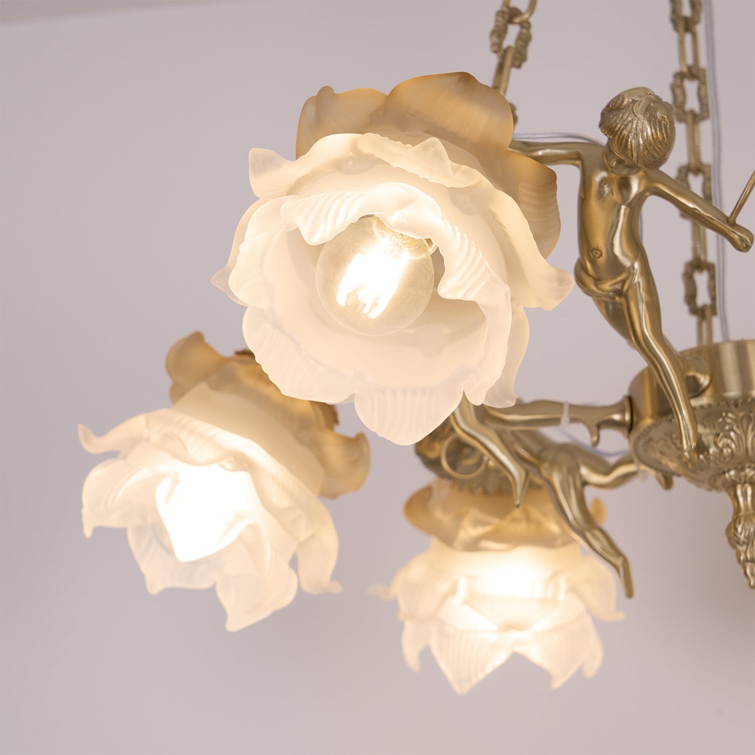 Lustra Kronleuchter Messing Aufhängung Blume Vintage-Letslighting
