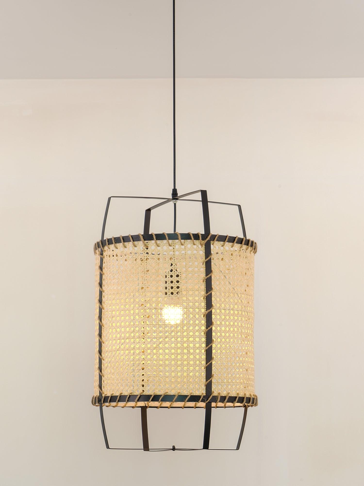 Solara Pendelleuchte Rattan Geflecht Rahmen Industrie-Letslighting