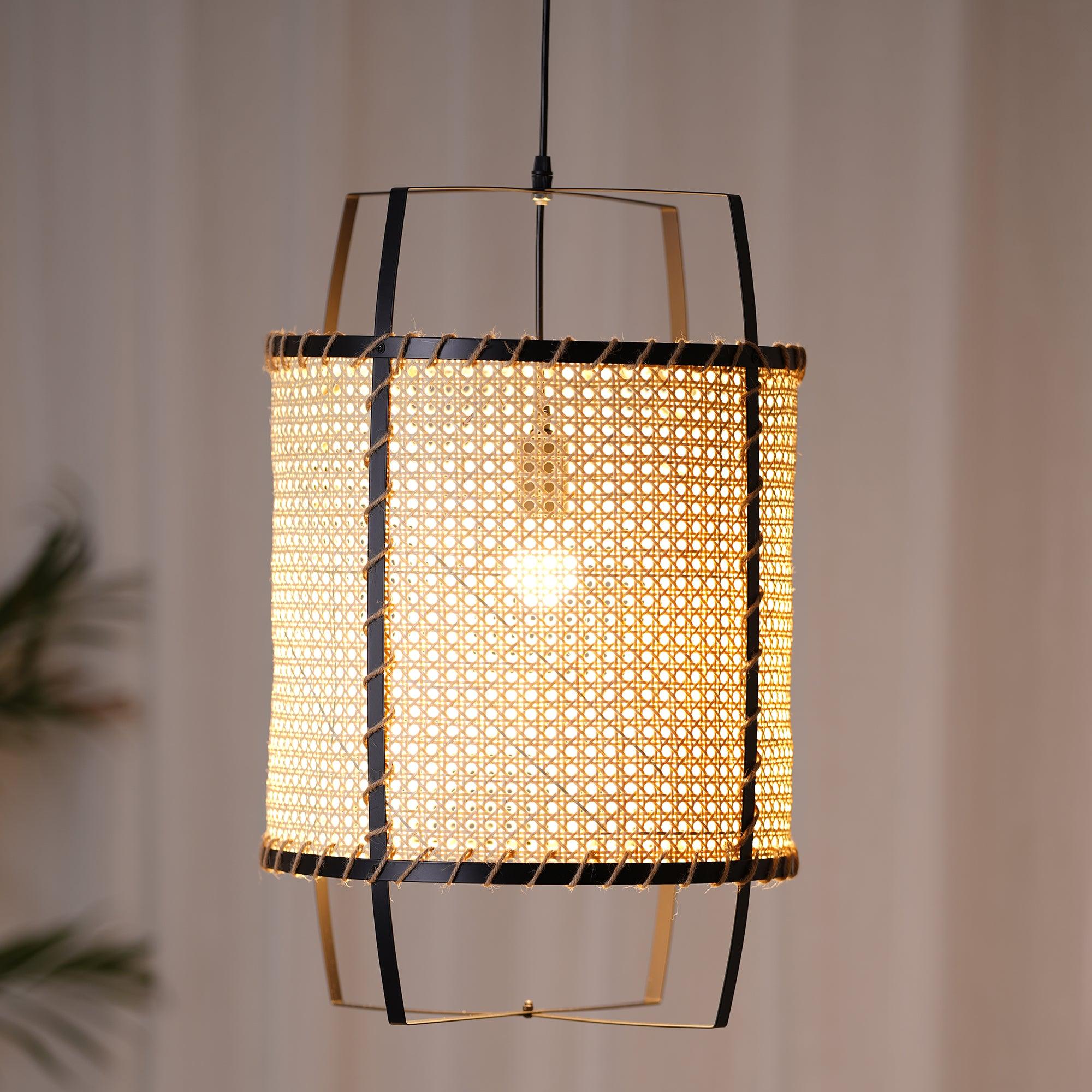 Solara Pendelleuchte Rattan Geflecht Rahmen Industrie-Letslighting