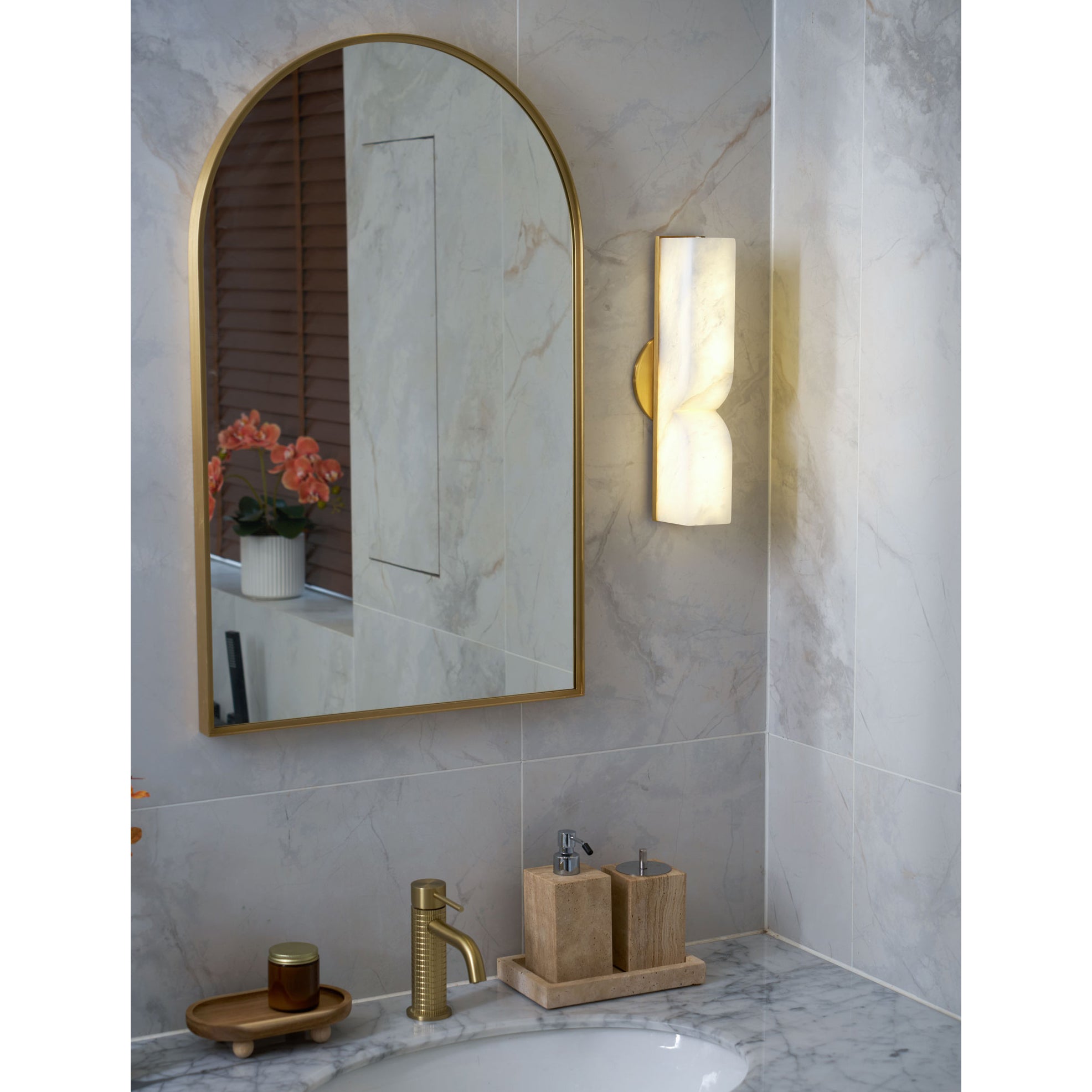 Lyvenisra Modern Minimalist Rectangular Alabaster Wall Lamp - Letslighting