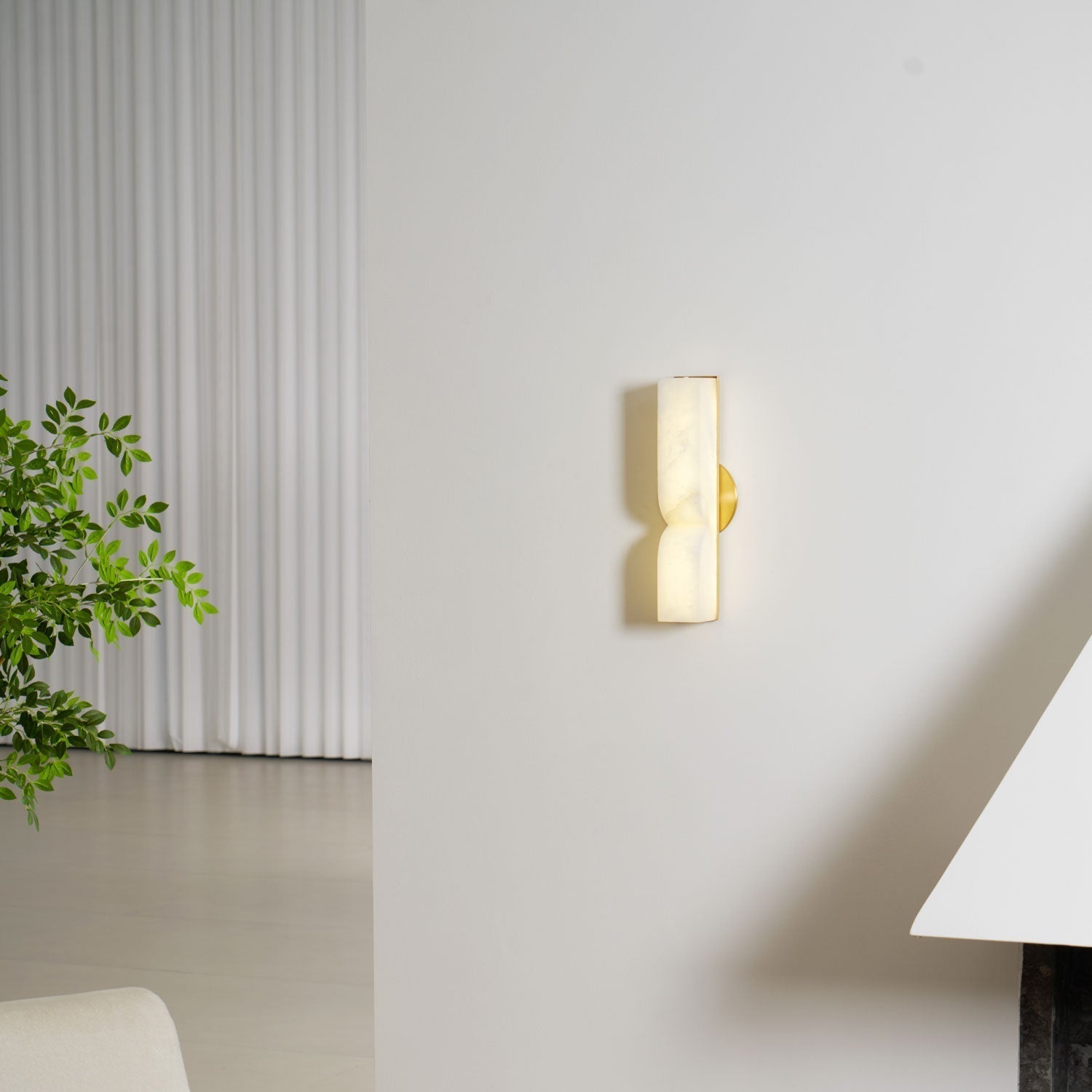 Lyvenisra Modern Minimalist Rectangular Alabaster Wall Lamp - Letslighting