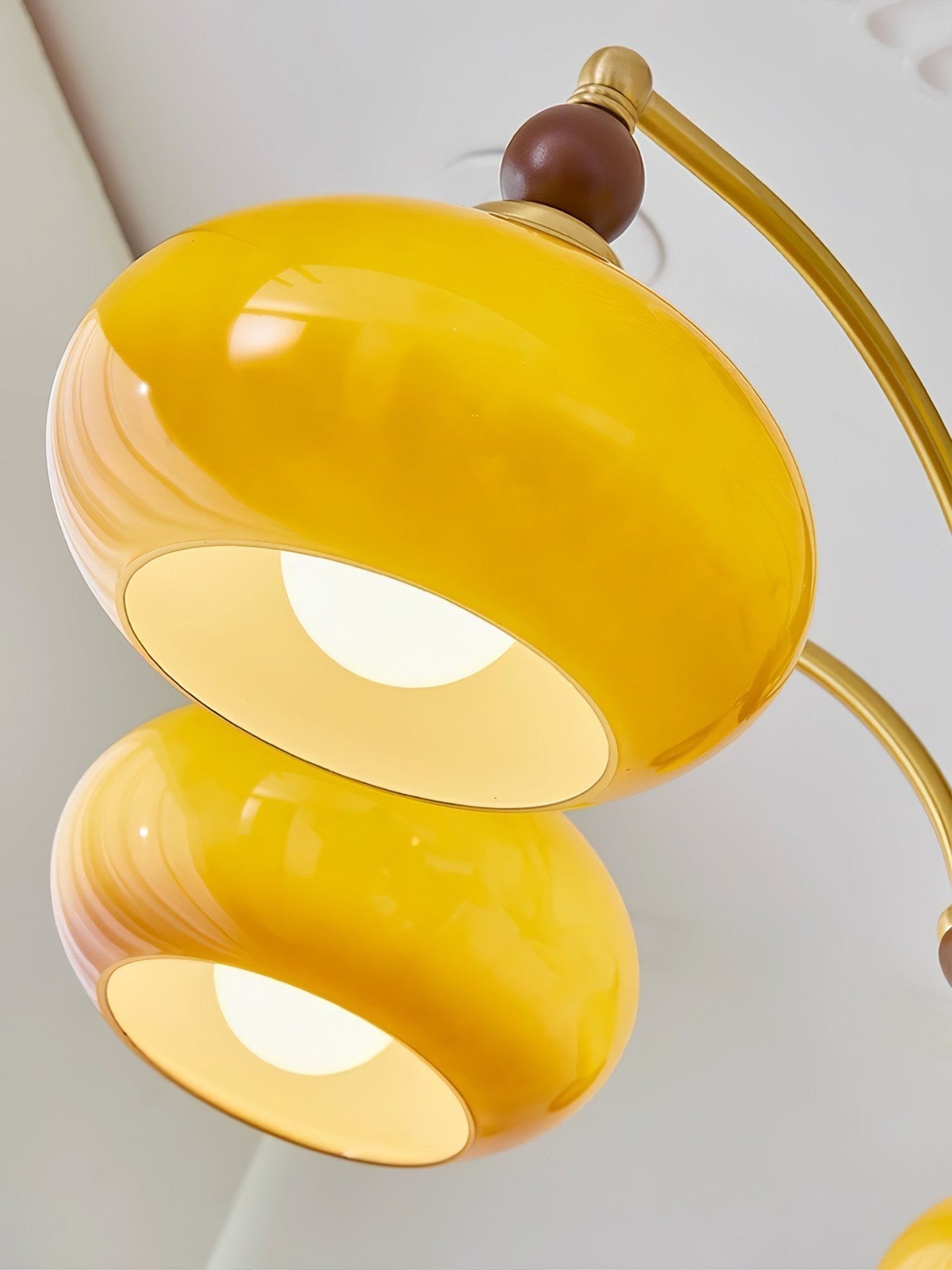 Lustra Retro Pendelleuchte Gelbes Glas Messing-Letslighting