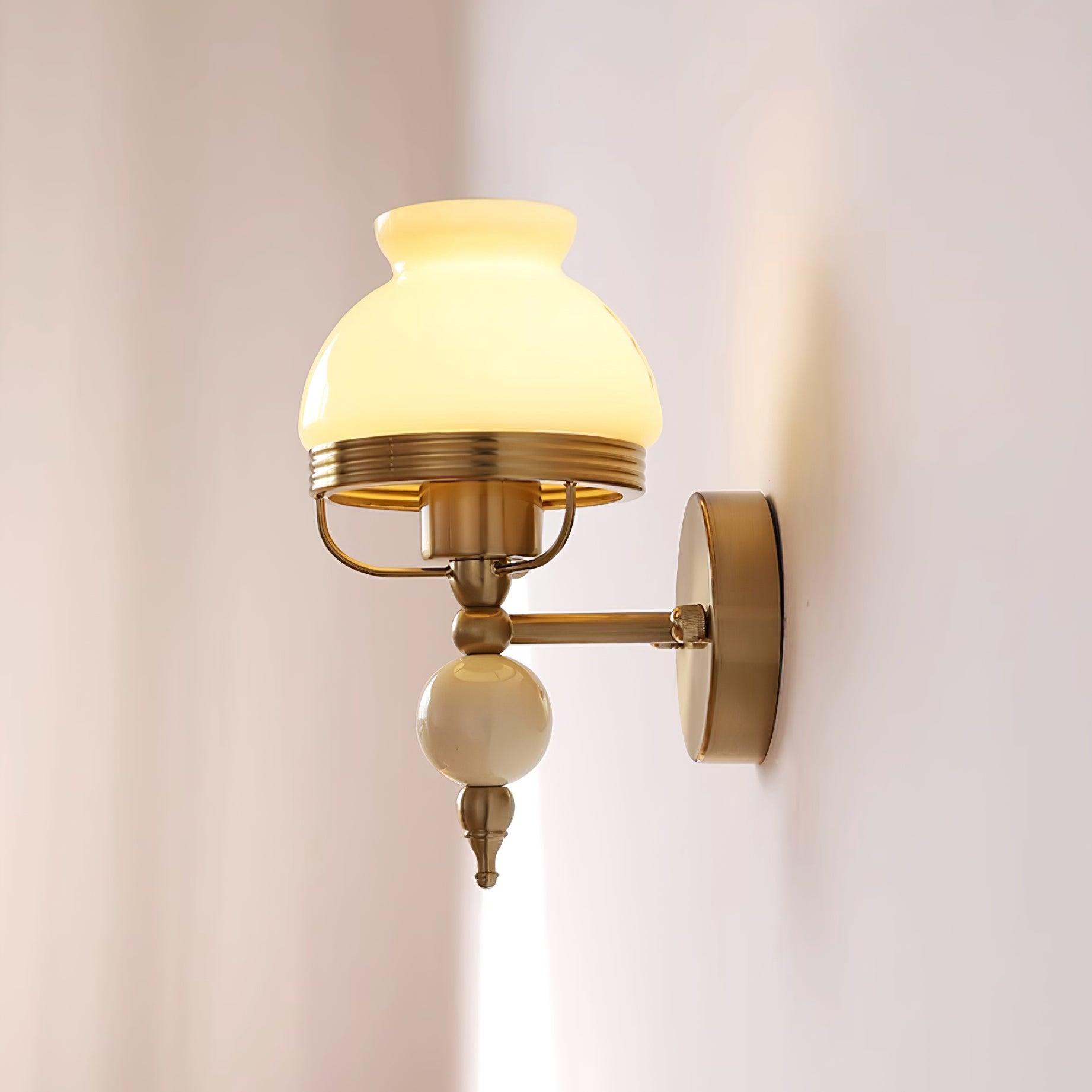 Wren Moderne Wandleuchte aus Glas und Metall-Letslighting