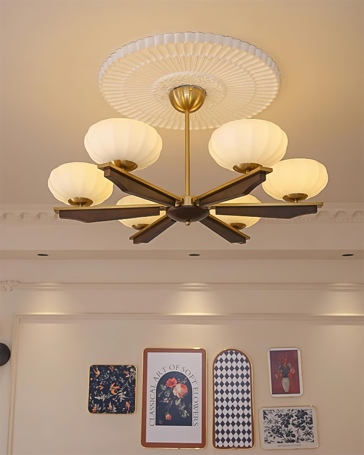 Riley Moderner Kronleuchter aus Holz und Glas-Letslighting