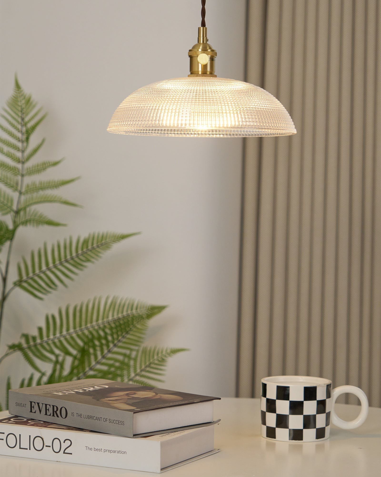 Ribbed Spiral Pendant Light - Blowlighting