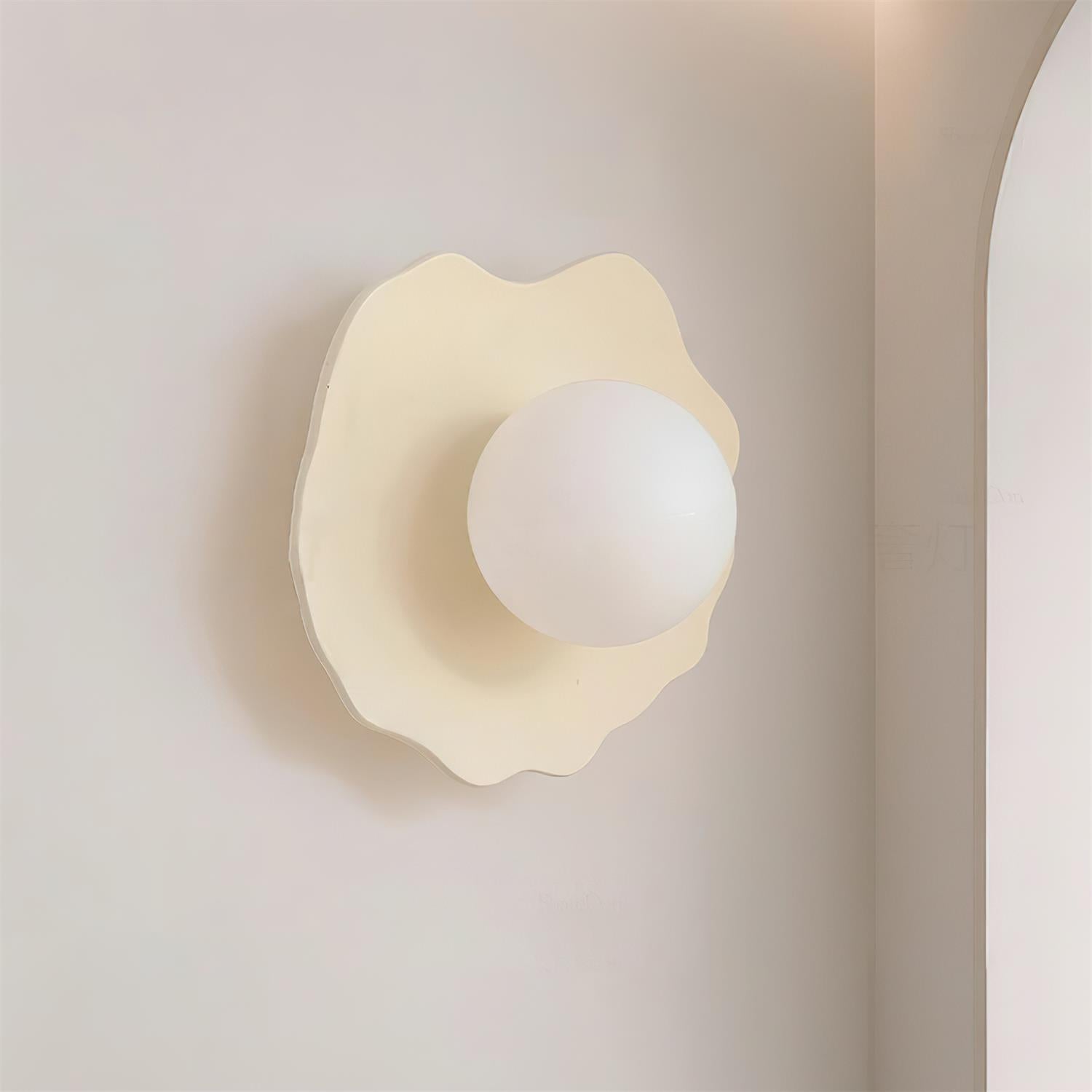 Jojo Moderne Wandleuchte aus Kunstharz-Letslighting